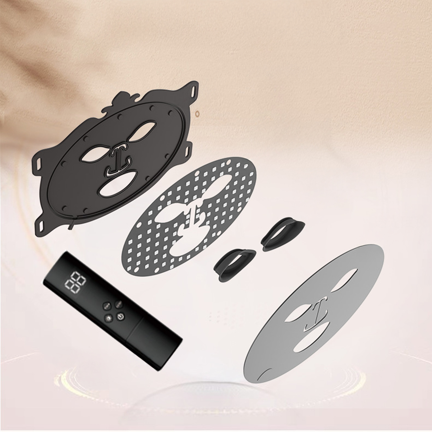 Zerlegte Gesichtsmaskenkomponenten: schwarze Maske, perforierte Schicht, graue Schicht, Fernbedienung und schwarze Clips, alles auf einem Farbverlaufshintergrund.