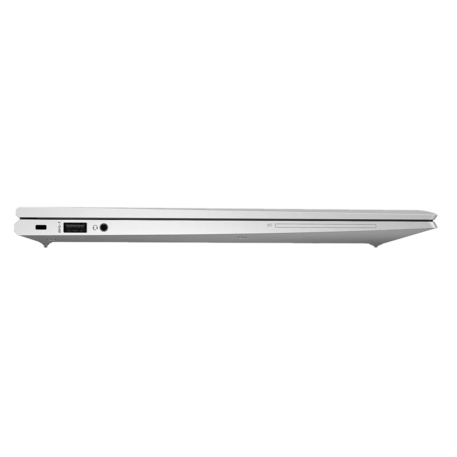 Vista lateral de un portátil plateado. Los puertos incluyen USB, conector para auriculares y ranura para tarjetas SD. El portátil está sobre un fondo blanco.