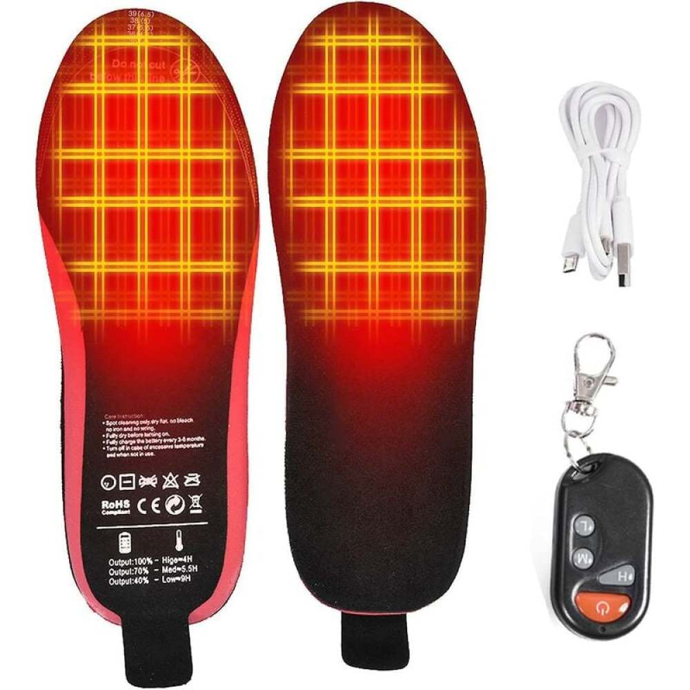 Zwei beheizte Schuheinlagen mit Fernbedienung, USB-Kabel und Schlüsselanhänger. Die Einlagen haben ein rot-schwarzes Design.