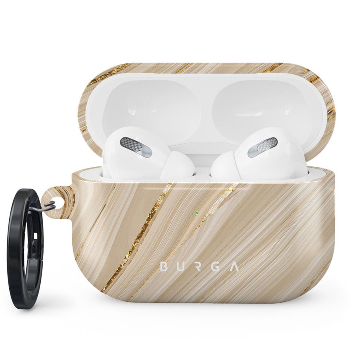 Open AirPods-hoesje met witte oortelefoons erin. Hoesje is beige met gouden strepen. Zwarte ring aan de zijkant. BURGA-logo.