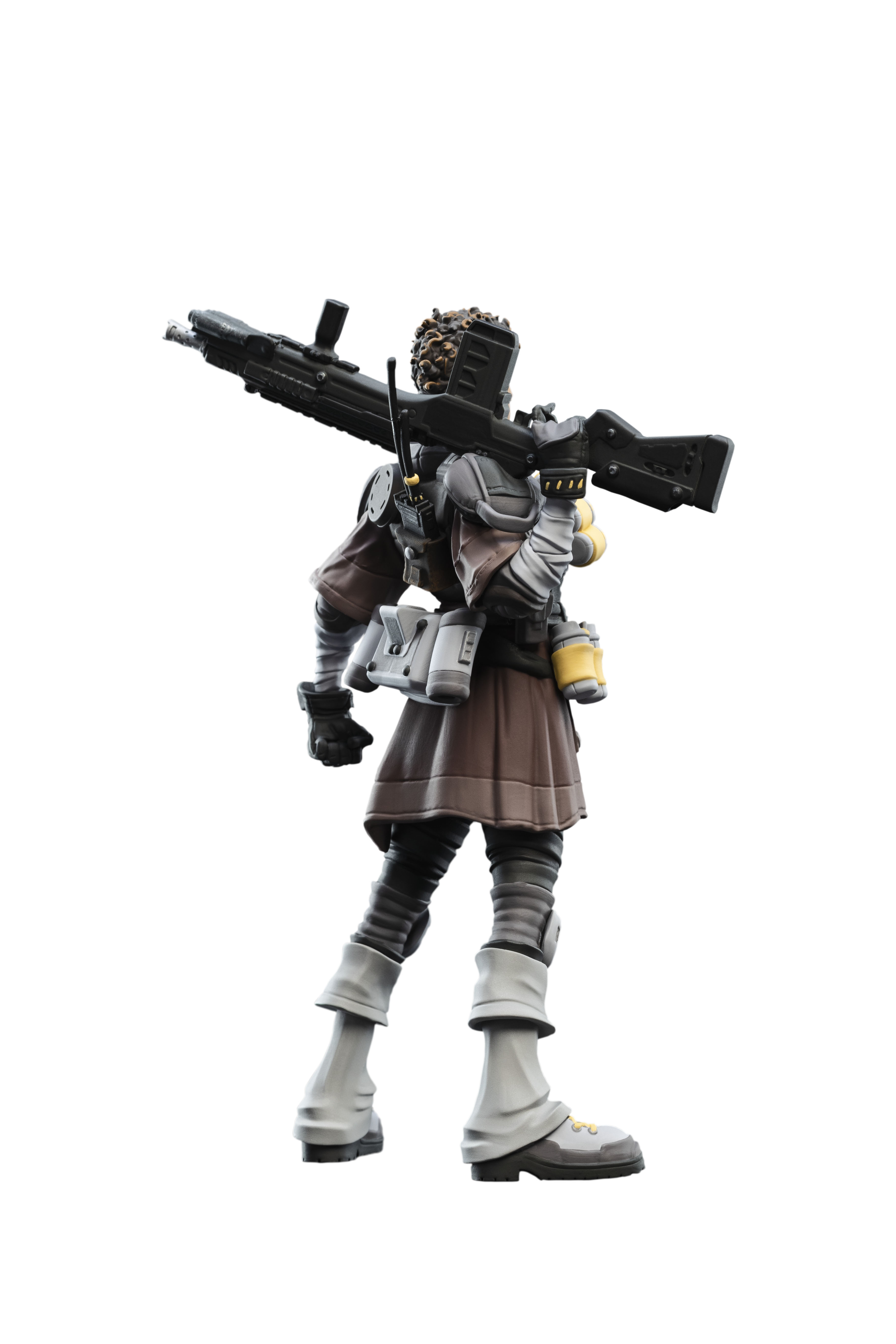 Eine Figur, mit dem Rücken zur Kamera, hält eine große Waffe. Die Figur trägt eine Rüstung und einen Rock. Weißer Hintergrund.