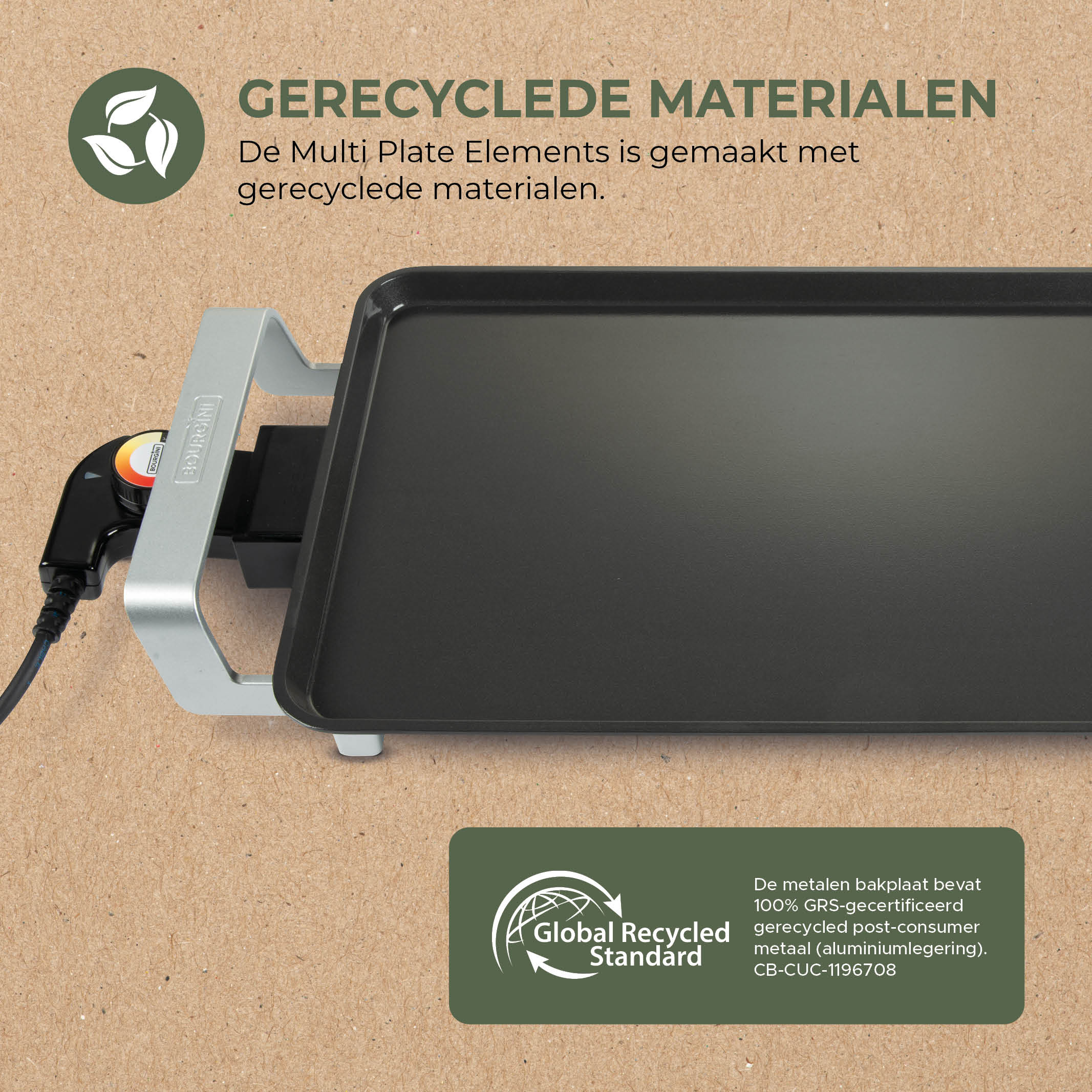 Ein schwarzes Grillgerät mit silbernem Griff. Text besagt, dass es aus recycelten Materialien besteht.