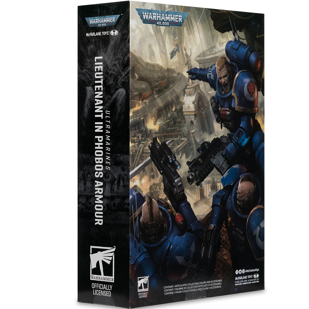 Box-Art für Warhammer 40.000 Actionfigur. Zeigt Ultramarines in blauer Rüstung, die Waffen halten, mit einer Stadt-Kampfszene im Hintergrund.
