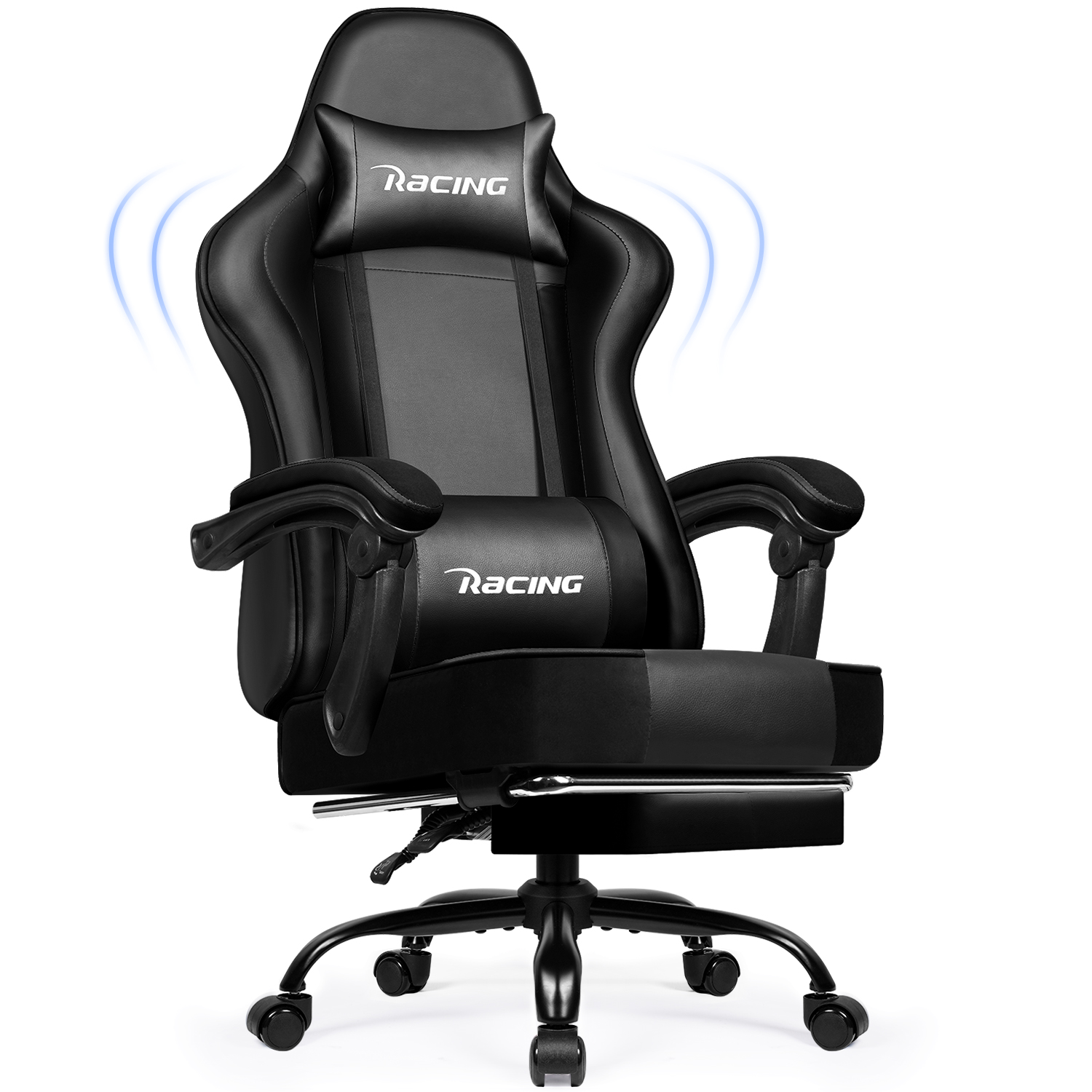 Ein schwarzer Gaming-Rennstuhl mit einer Kopfstütze mit der Aufschrift „Racing“. Der Stuhl hat Armlehnen, eine Fußstütze und Rollen.
