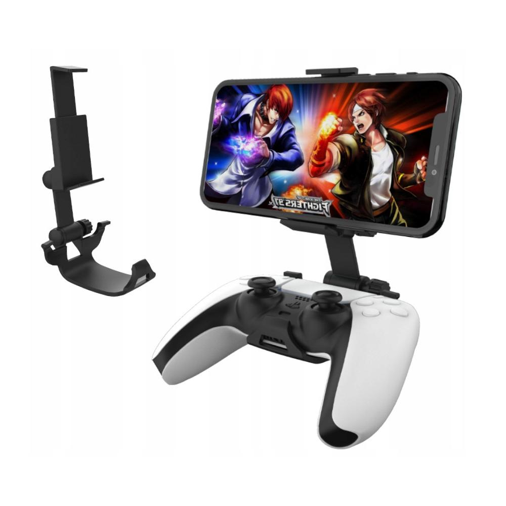 Telefon wyświetlający grę jest przymocowany do biało-czarnego kontrolera. Czarny stojak jest po lewej stronie.