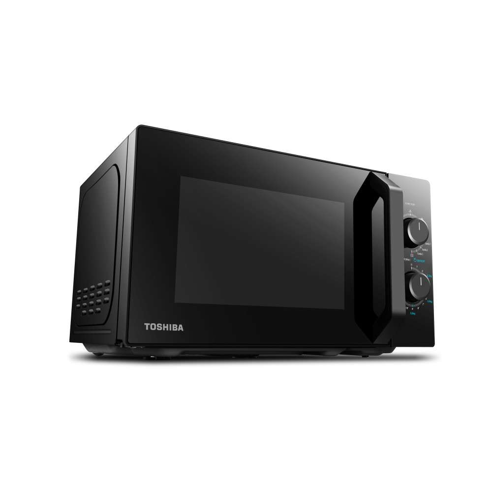 Czarny piekarnik mikrofalowy Toshiba. Ma uchwyt i pokrętła sterowania. Tło jest białe.
