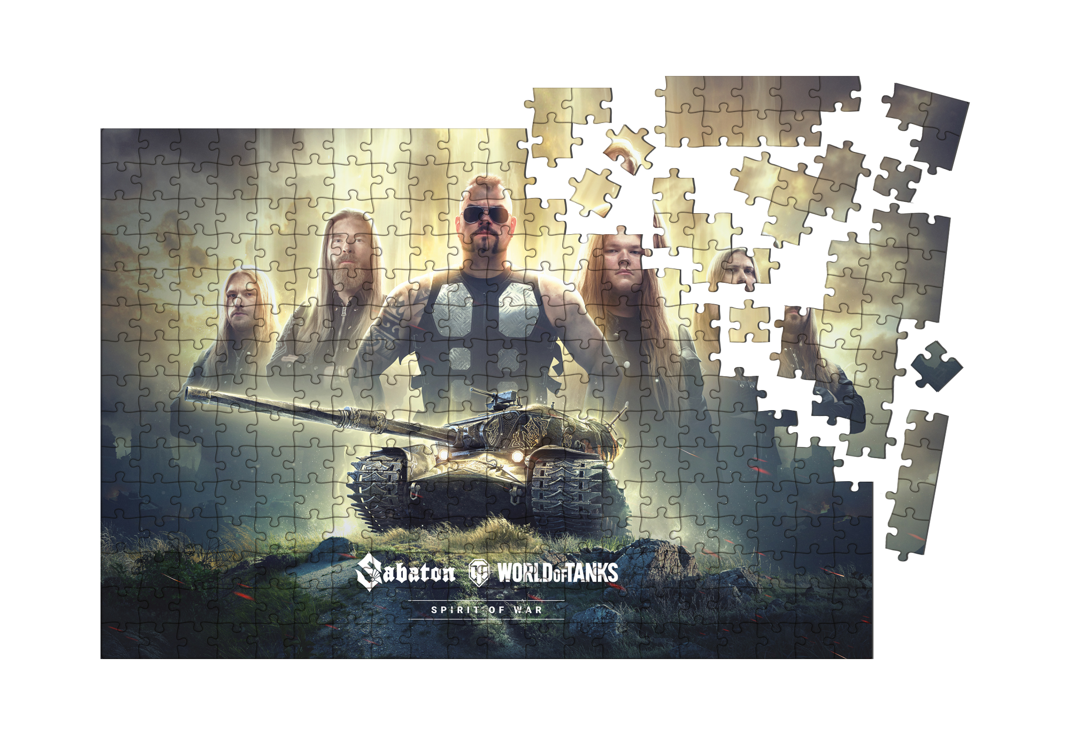 Puzzle di un carro armato, membri della band e loghi. Mancano alcuni pezzi. Il carro armato è in primo piano, la band sullo sfondo.