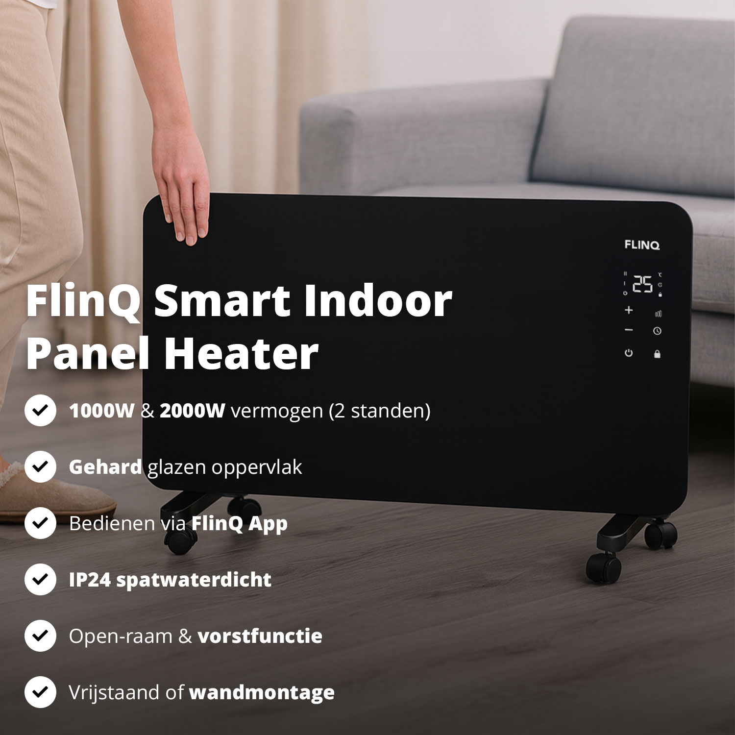 Een zwarte FlinQ slimme binnenpaneelverwarming met wielen. Een hand houdt de bovenkant vast. Functies zijn app-bediening en vorstfunctie.