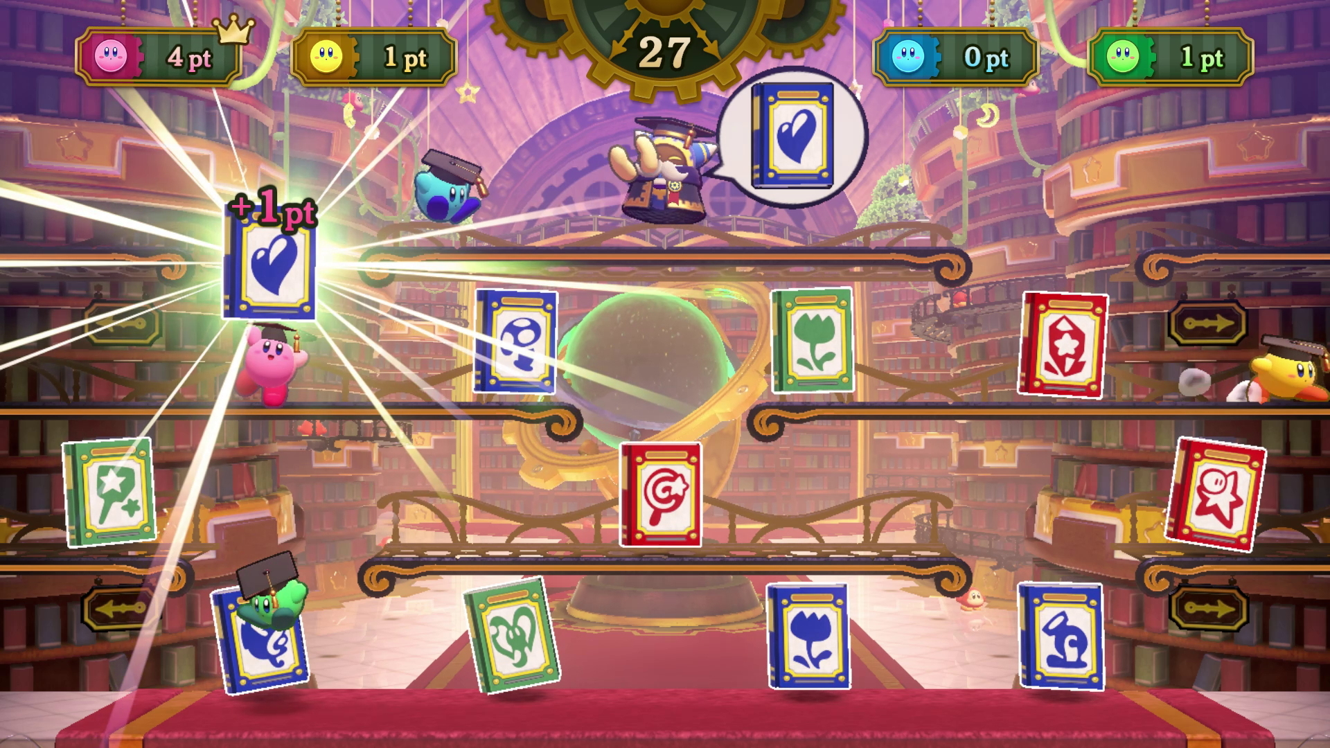 Una pantalla de juego con personajes de Kirby y cartas. El fondo es una biblioteca. Varias cartas con símbolos flotan en el aire.