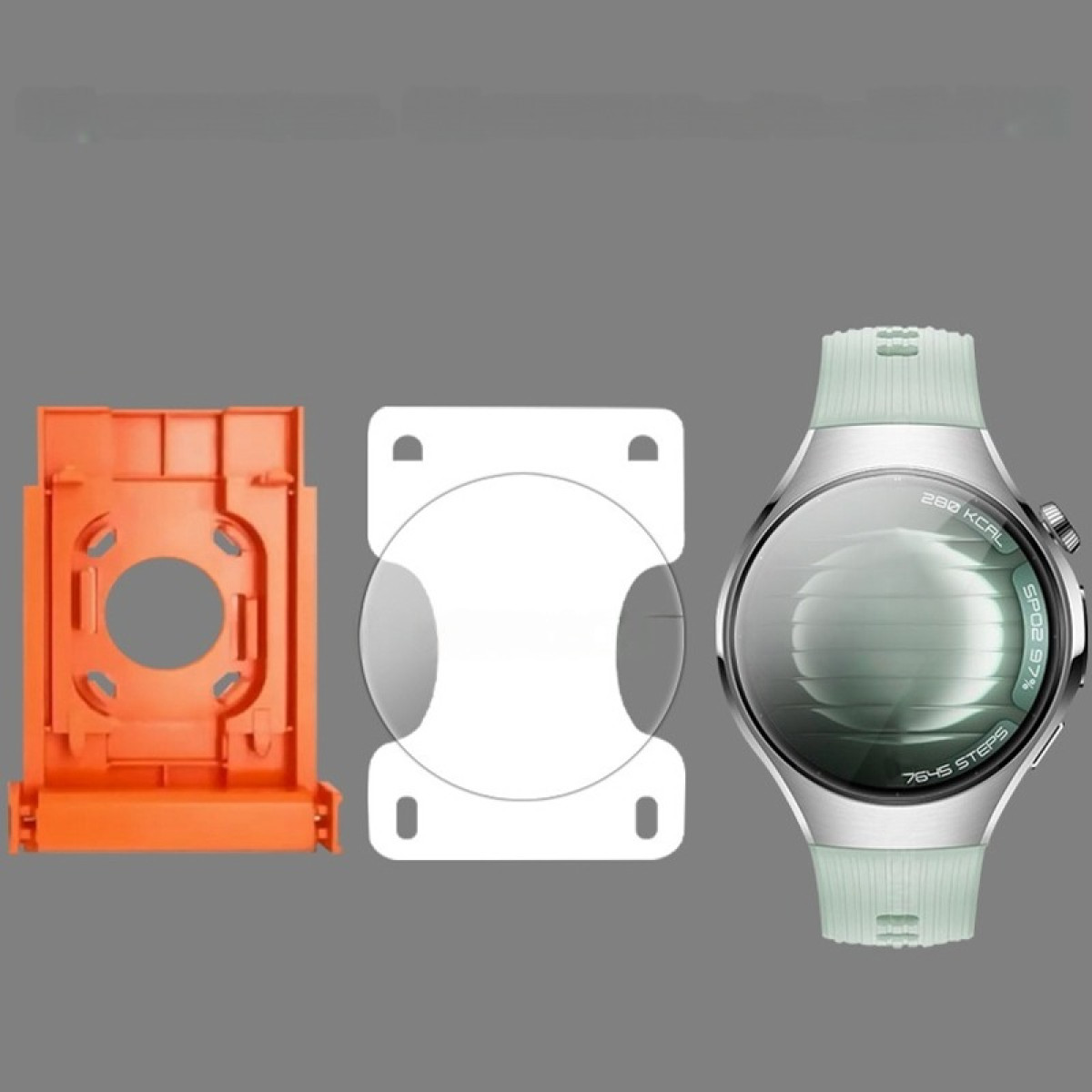 Un telaio di plastica arancione, un pezzo trasparente bianco e uno smartwatch argentato con cinturino verde sono visualizzati su sfondo grigio.