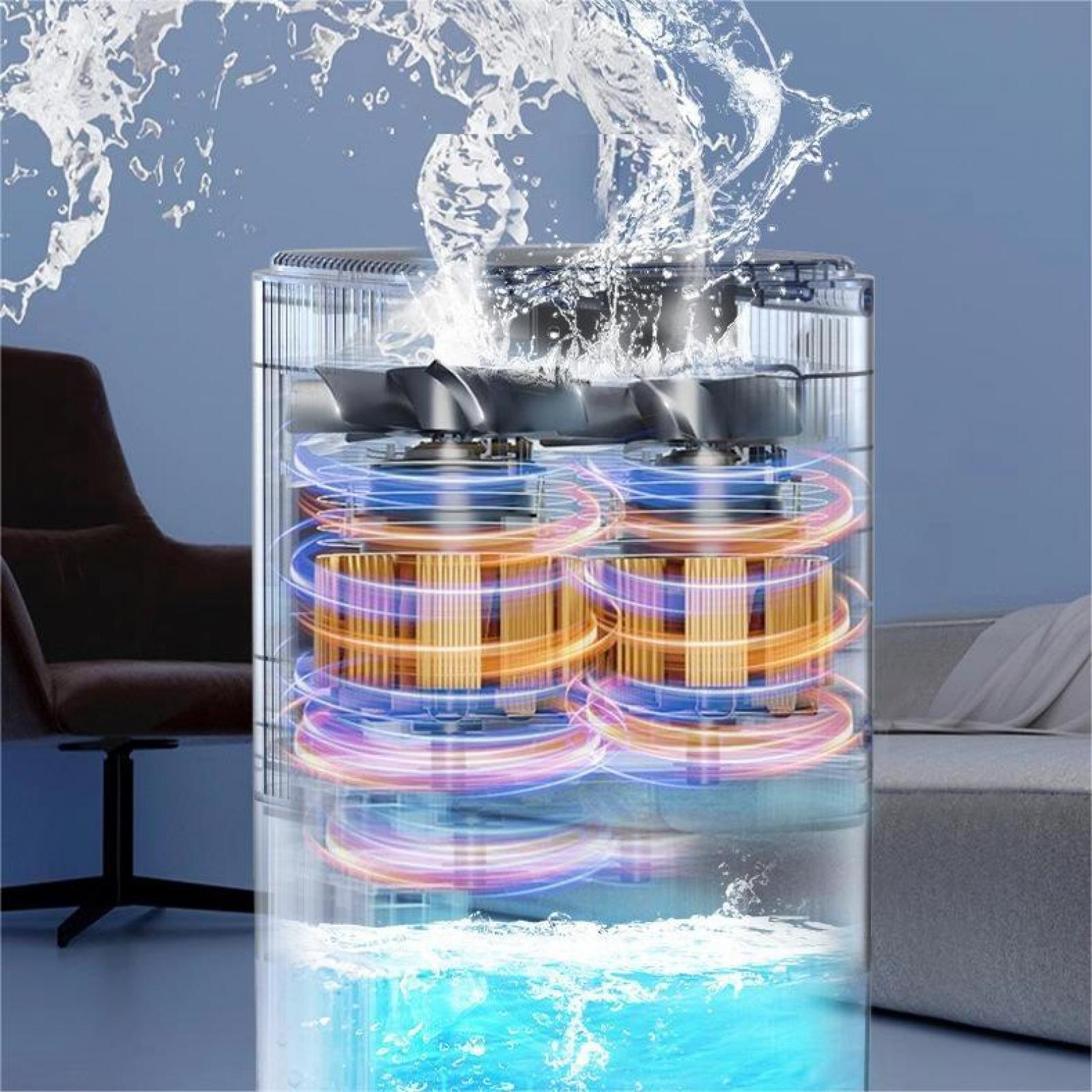 Ein transparentes Gerät mit internem Ventilator und Wasser. Wasser spritzt heraus. Im Hintergrund sind ein Stuhl und ein Sofa zu sehen.