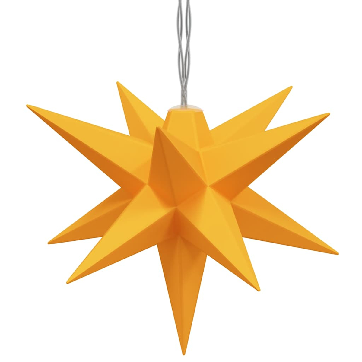 Ein gelber sternförmiger Schmuck, der an einem grauen Draht vor einem weißen Hintergrund hängt.