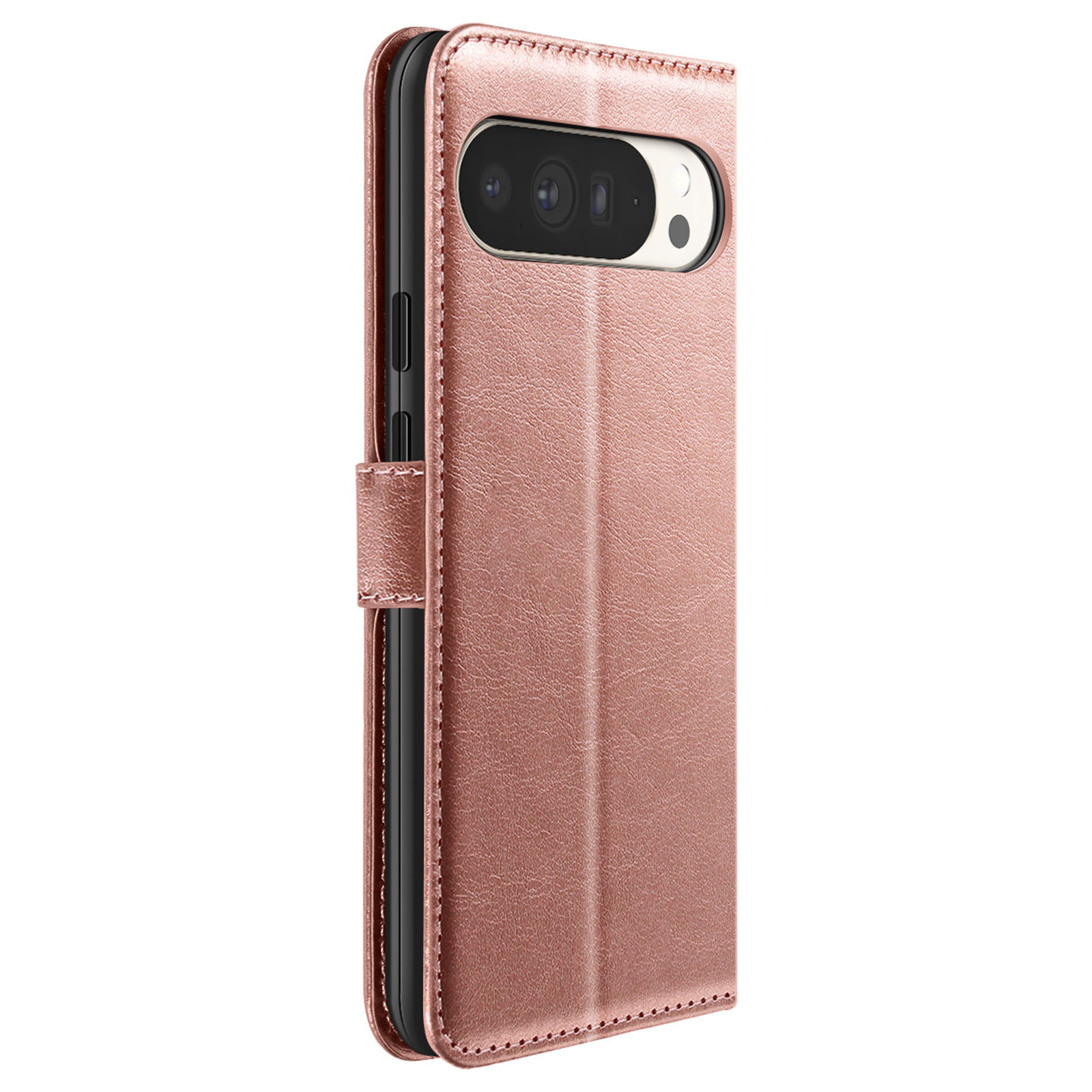 Una custodia per telefono oro rosa, con chiusura a ribalta e ritaglio per fotocamera, su sfondo bianco.