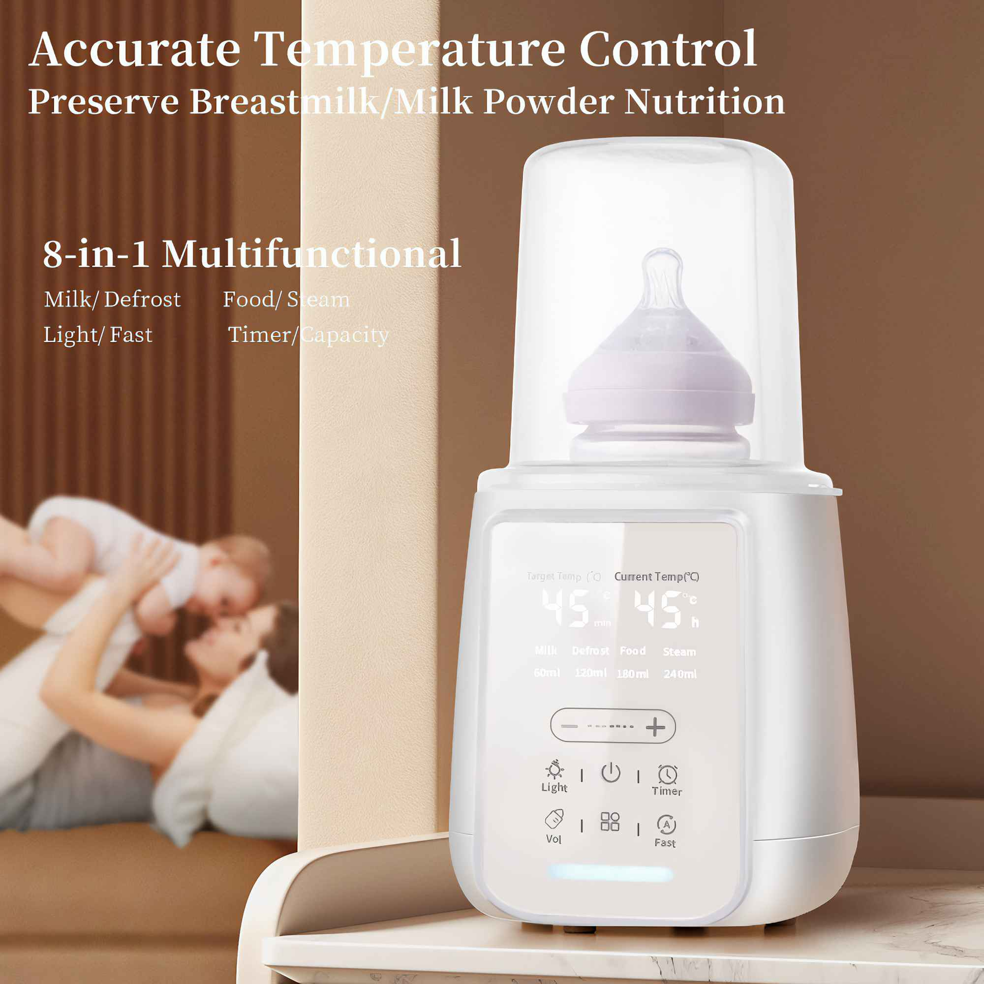 Ein weißer Babyflaschenwärmer mit Digitalanzeige, die 45 Grad anzeigt. Im Hintergrund sind eine Frau und ein Baby zu sehen.