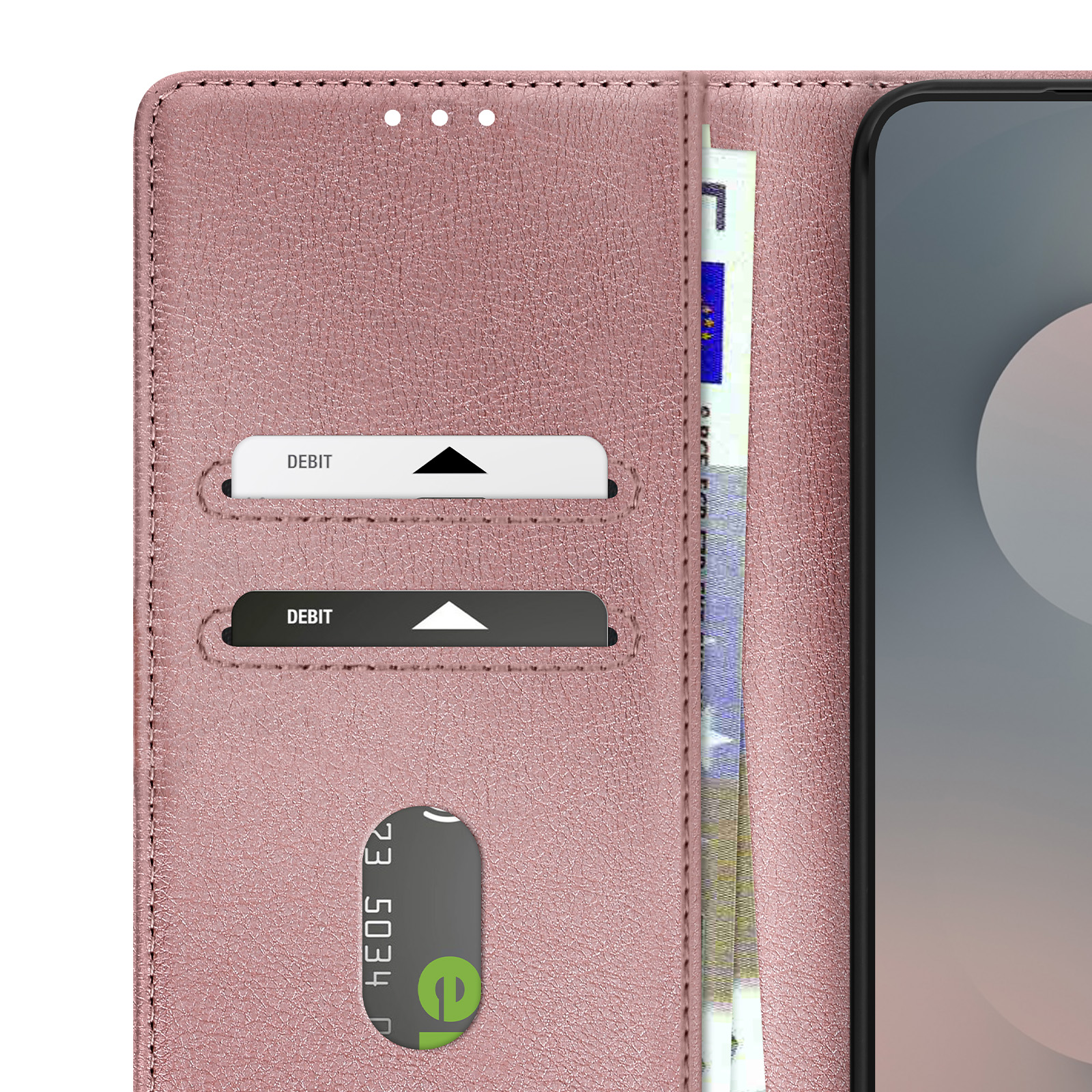 Portafoglio in pelle rosa con scomparti per carte di debito, una carta di credito e uno smartphone.