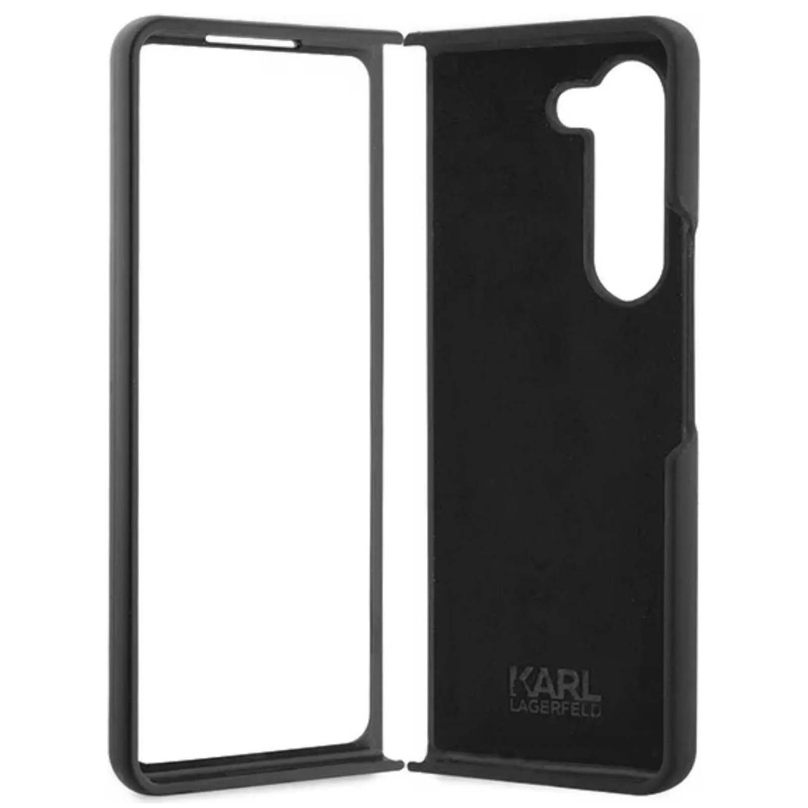 Custodia nera per telefono, due pezzi. Uno con telaio, l'altro con apertura fotocamera. Logo Karl Lagerfeld in basso.