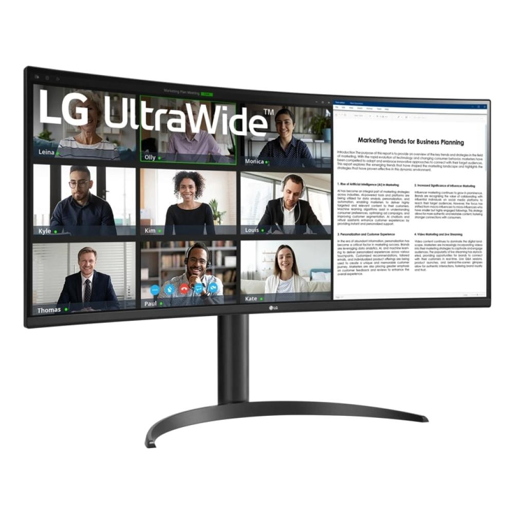 Monitor LG UltraWide wyświetla wideokonferencję z dziewięcioma uczestnikami i tekstem o trendach marketingowych.