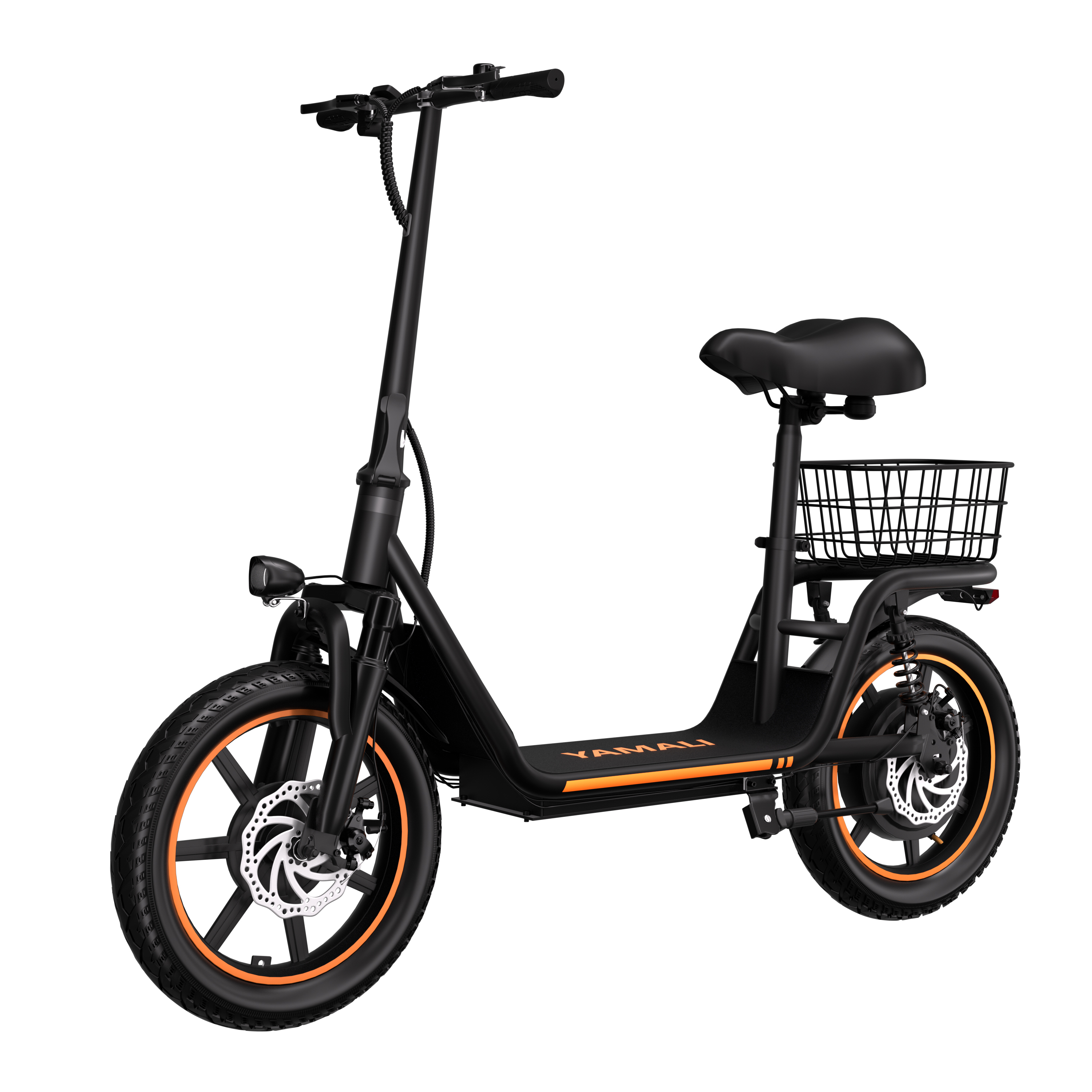 Czarny skuter elektryczny z pomarańczowymi akcentami. Posiada siedzenie, kosz i reflektory. Koła mają pomarańczowe obręcze.