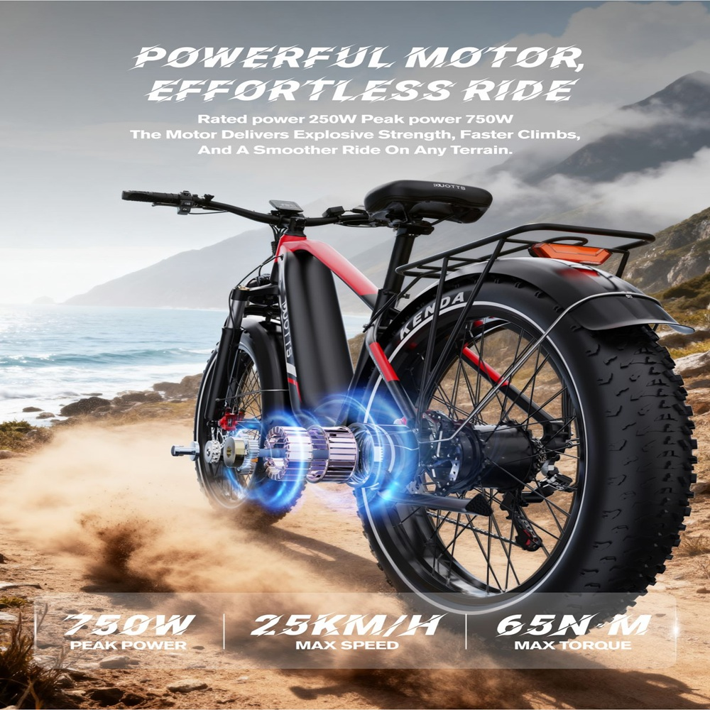 Una bici elettrica su un sentiero sterrato con mare e montagne sullo sfondo. Include testo sulla potenza e le specifiche del motore.