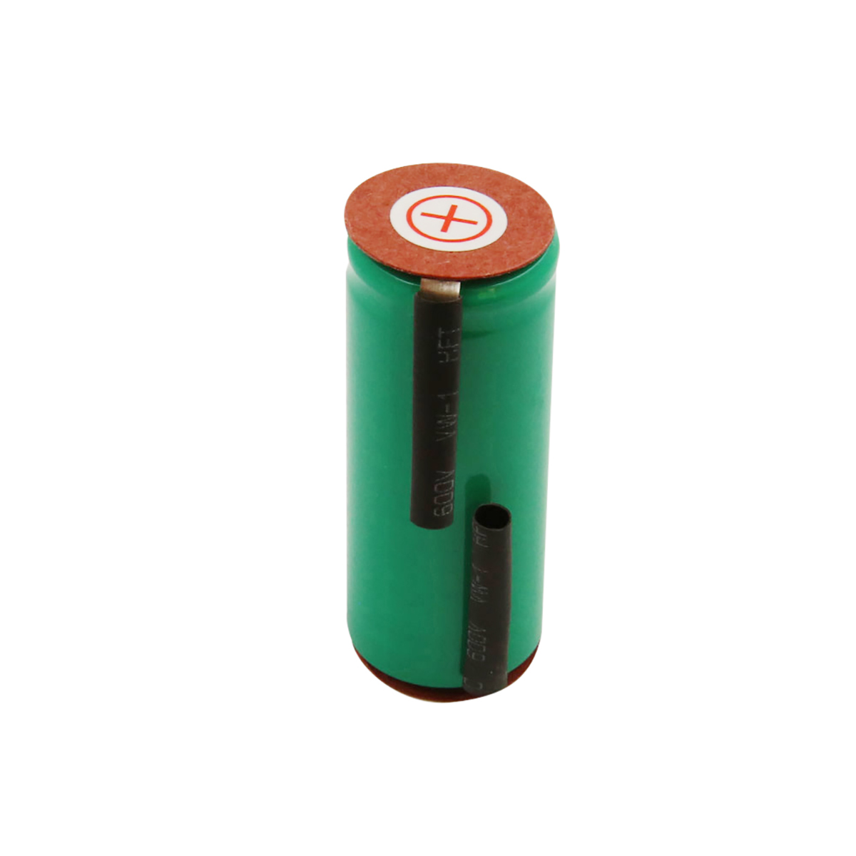 Eine grüne Batteriezelle mit roter Oberseite und Pluszeichen. Zwei schwarze Röhrchen sind seitlich angebracht. Weißer Hintergrund.
