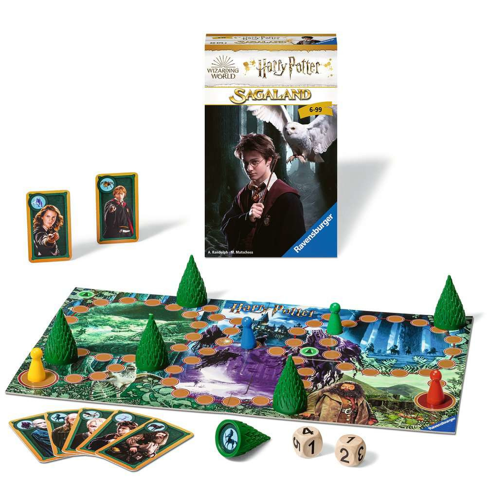 Ein Harry-Potter-Brettspiel mit Karten, Würfeln, Spielfiguren und Box-Art mit Harry, Ron, Hermine und einer Eule.