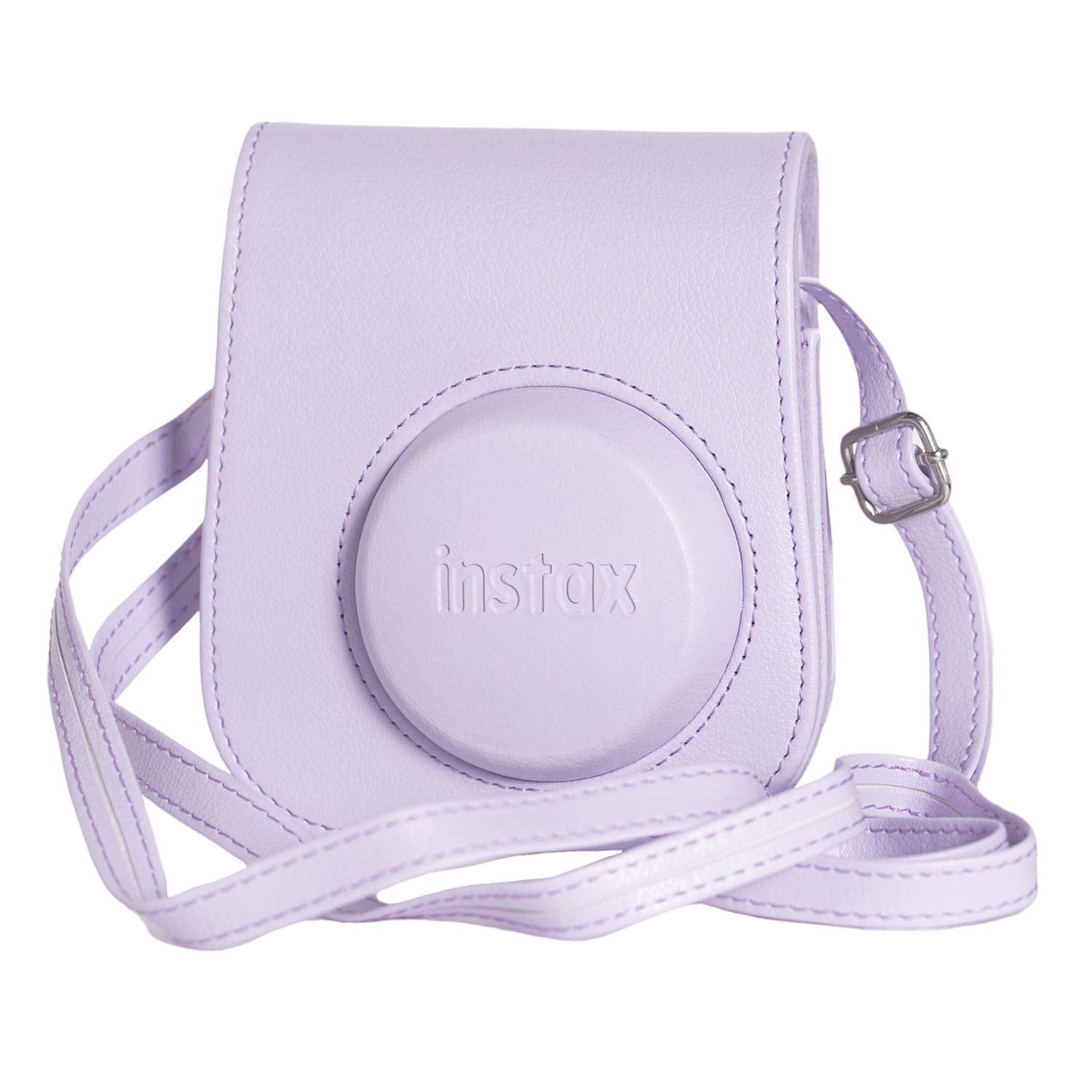 Omuz askısı, toka ve Instax logosu bulunan, lavanta renkli bir Instax kamera çantası. Arka plan beyaz.