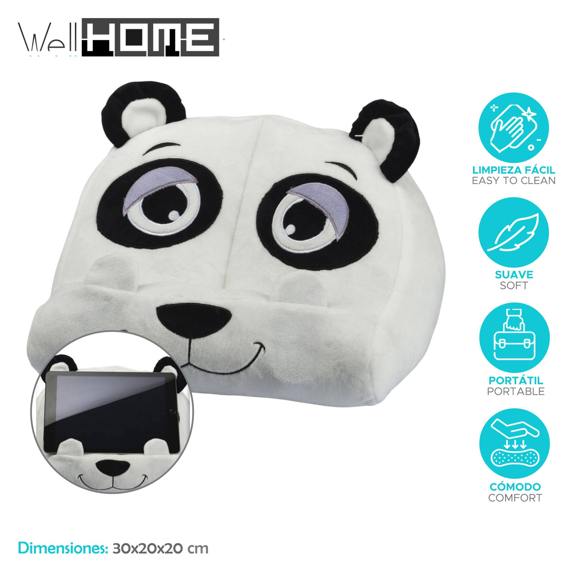 Un soporte para tablet con forma de panda. Es blanco con orejas, ojos y nariz negros. Las dimensiones son 30x20x20 cm.
