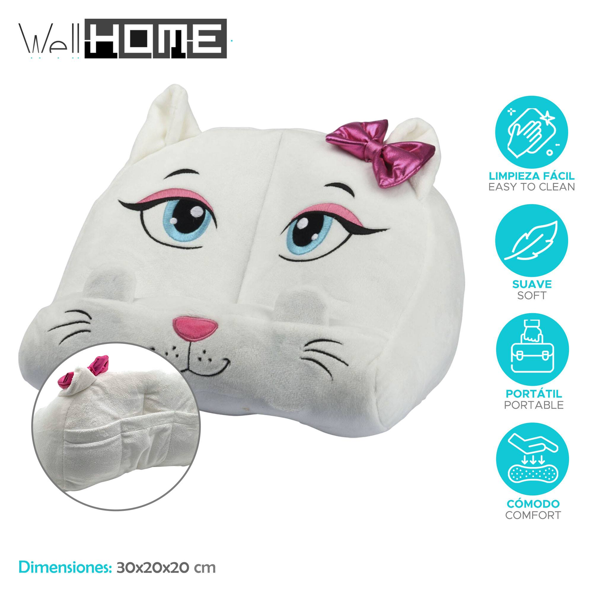 Una almohada blanca con forma de gato con lazo rosa, ojos azules y nariz rosa. Tiene bolsillos. Texto: Fácil de limpiar, Suave, Portátil y Confort.