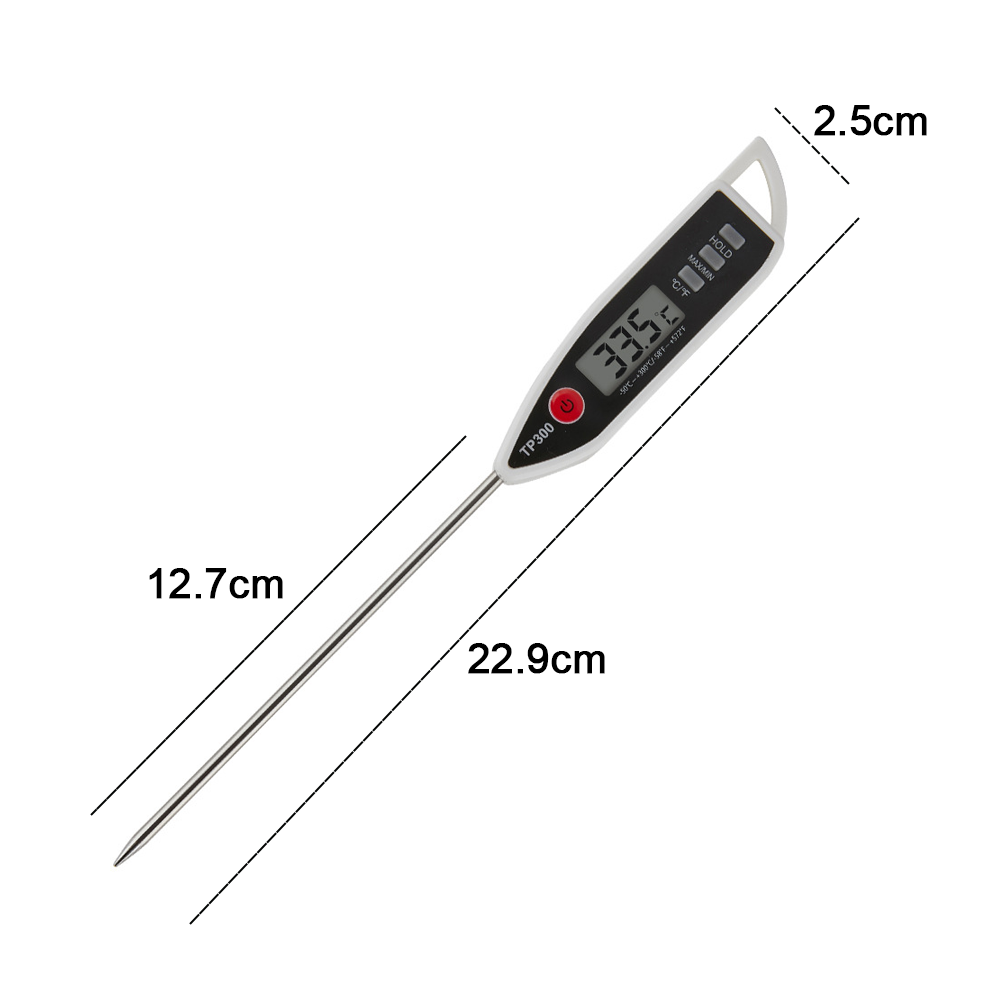Ein digitales Lebensmittelthermometer zeigt 33,5 Grad an. Es hat eine lange Metallsonde und ein schwarz-weißes Display. Abmessungen sind angegeben.