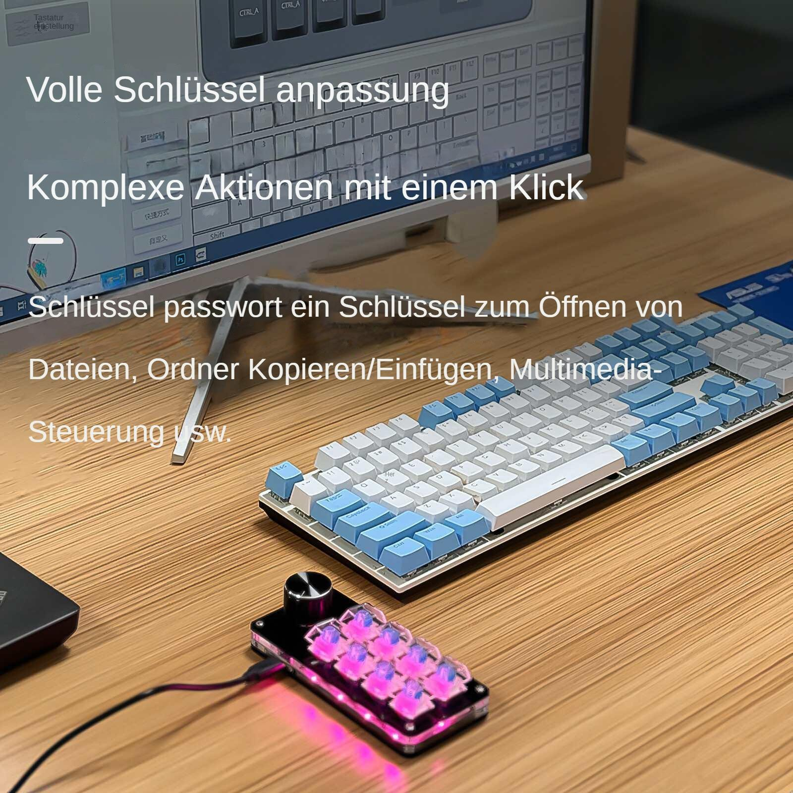 Eine Tastatur und ein Makro-Pad auf einem Holztisch. Die Tastatur ist weiß und blau. Das Makro-Pad leuchtet.