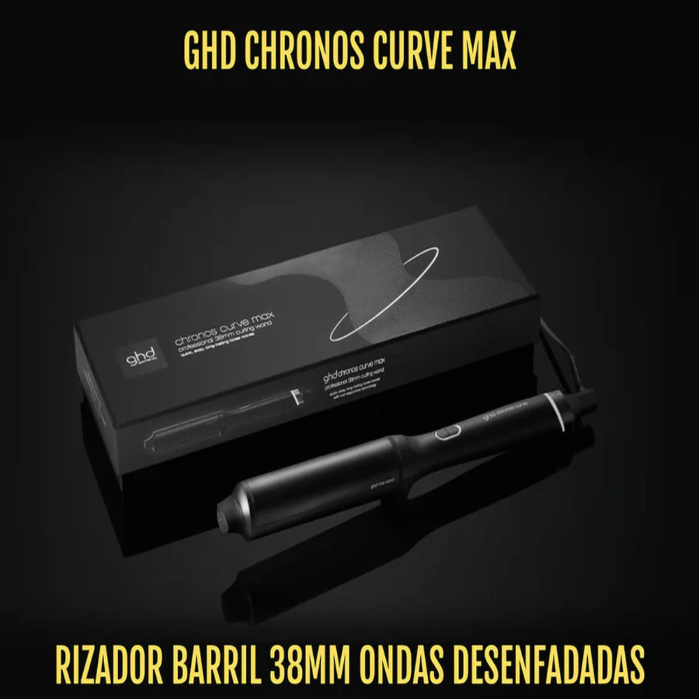 Ein schwarzer GHD Chronos Curve Max Lockenstab mit seiner Box. Die Box und der Stab befinden sich auf einer reflektierenden Oberfläche, mit Text oben und unten.