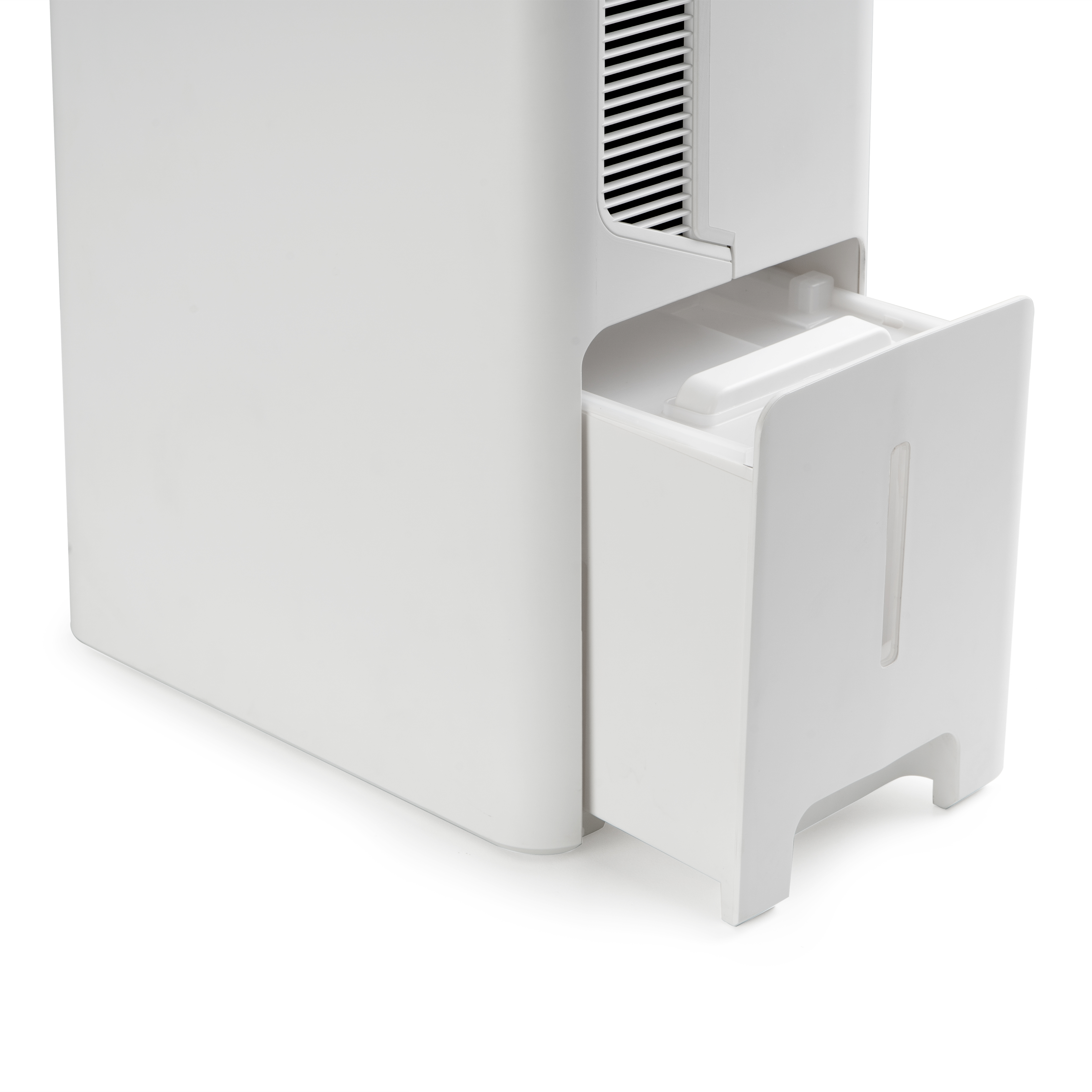 Un deumidificatore bianco con serbatoio dell'acqua aperto. L'unità è su una superficie bianca. Lo sfondo è bianco.