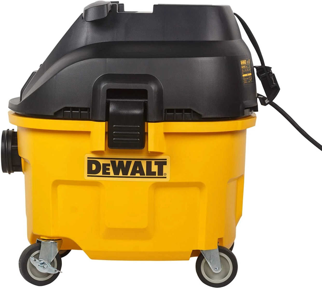 Żółto-czarny odkurzacz DeWalt do pracy na mokro i na sucho. Ma kółka, uchwyt i przewód zasilający. Widoczne jest logo DeWalt.