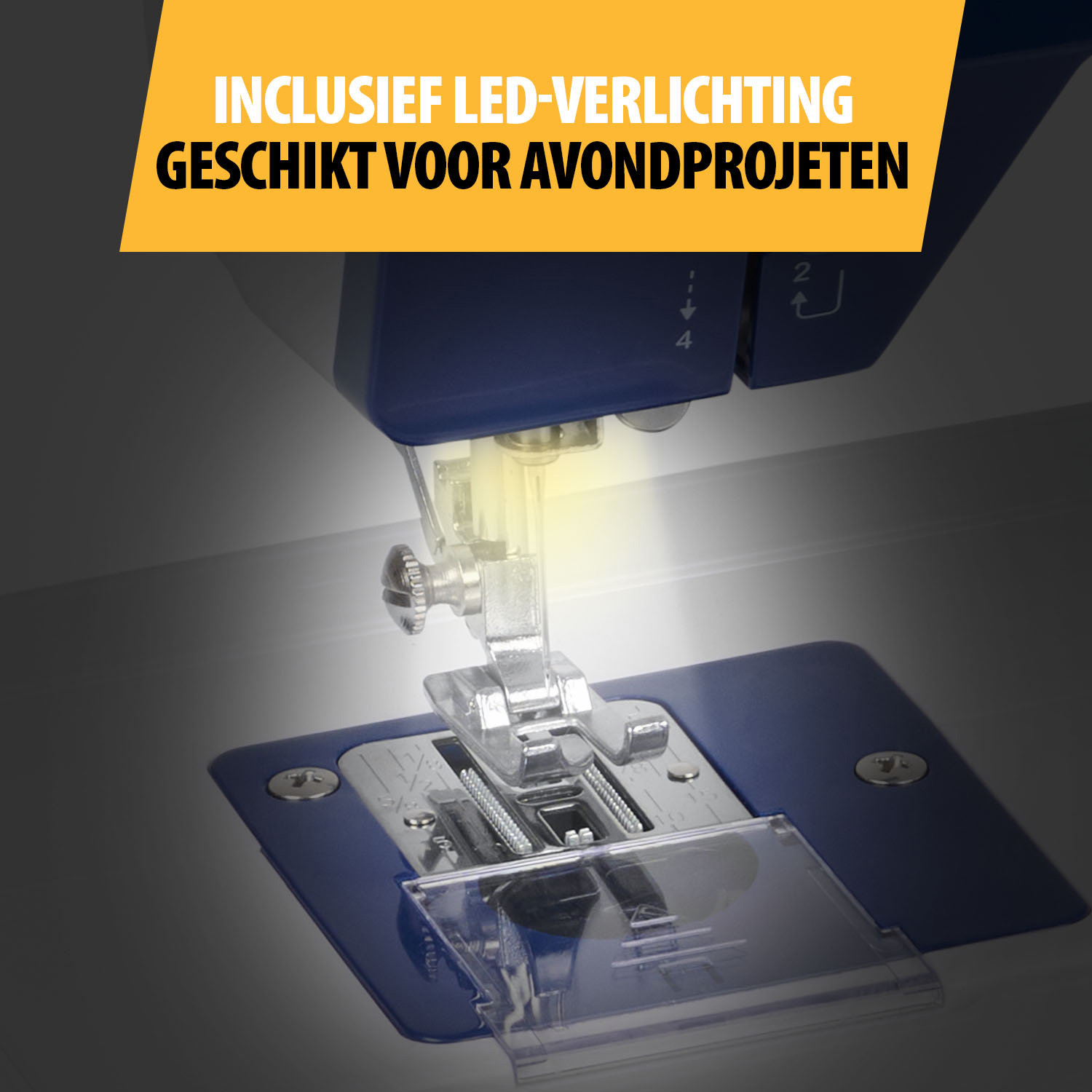 Una macchina da cucire con illuminazione a LED. Un banner giallo con testo bianco in alto. La macchina è blu e argento.