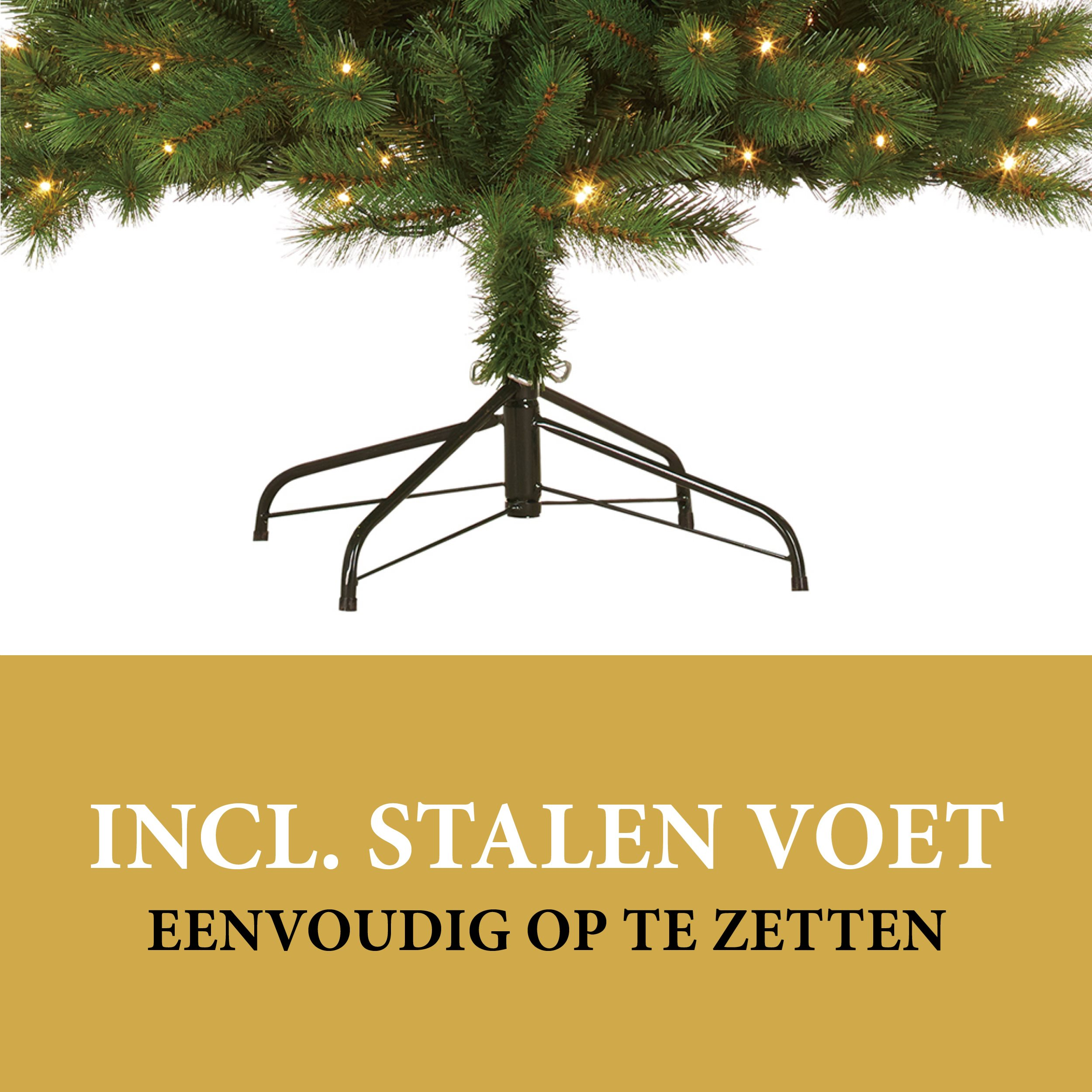 Un sapin de Noël vert avec des lumières au-dessus d'un support en métal noir. Texte doré : incl. stalen voet.