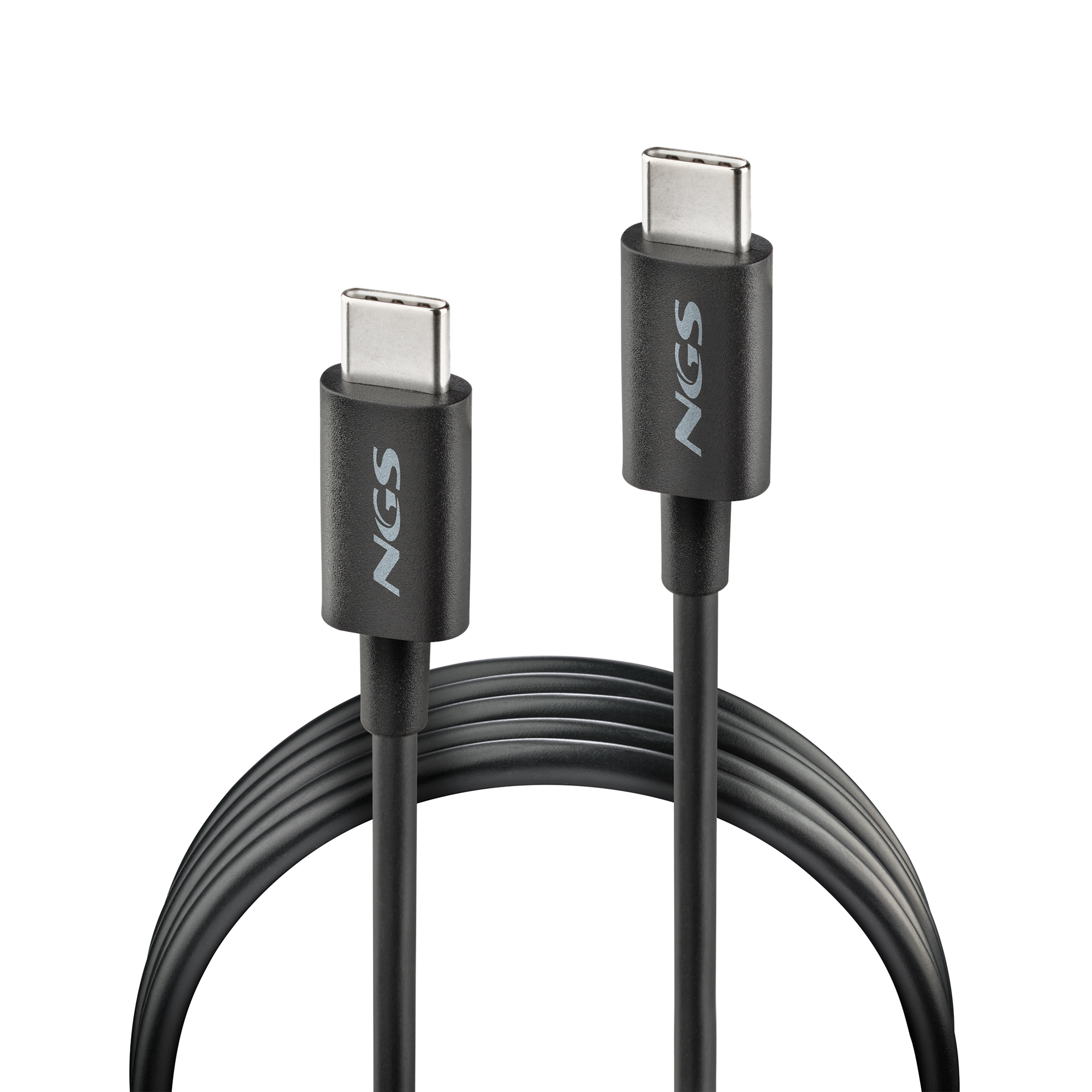Cavo USB-C nero con due connettori, il marchio NGS è stampato sui connettori neri, sfondo bianco.