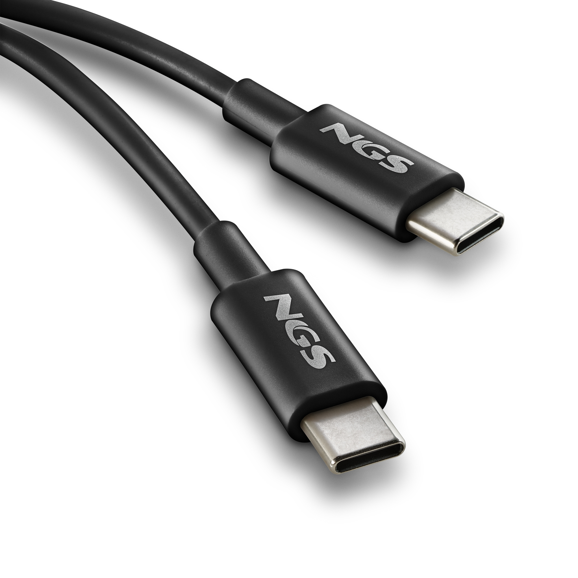 Due cavi USB-C neri, con marchio 'NGS', su sfondo bianco. Ogni cavo ha un connettore.