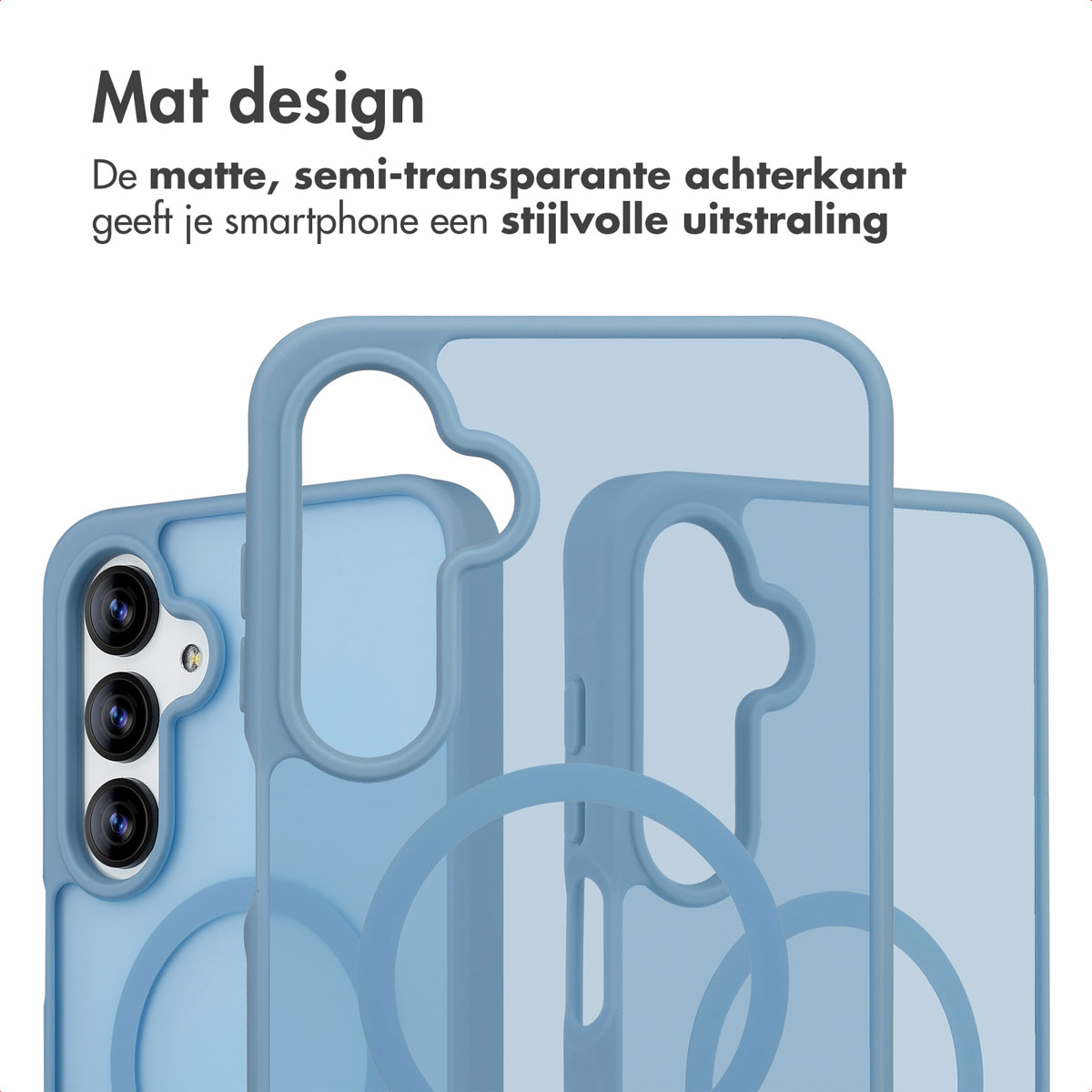 Una custodia per telefono azzurra con tre lenti della fotocamera visibili. La custodia è semitrasparente, con finitura opaca. Il testo 'Mat design' è visibile.