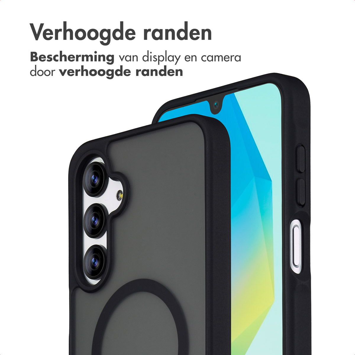 Un telefono in una custodia nera. La custodia ha bordi rialzati per la protezione del display e della fotocamera. Testo in olandese.