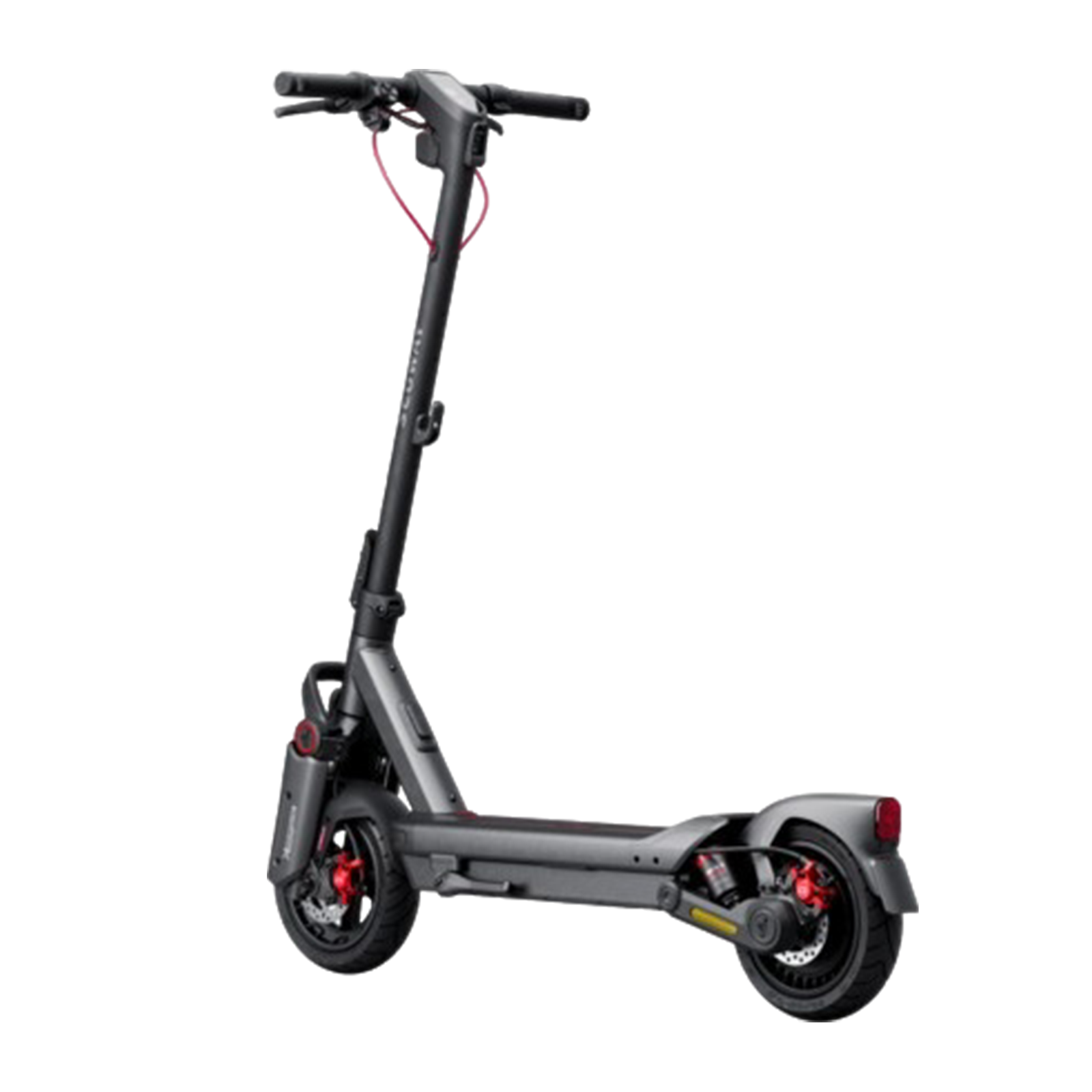 Szara hulajnoga elektryczna z czarnymi kołami i czerwonymi akcentami. Jest pochylona w prawo, pokazując swój profil boczny.