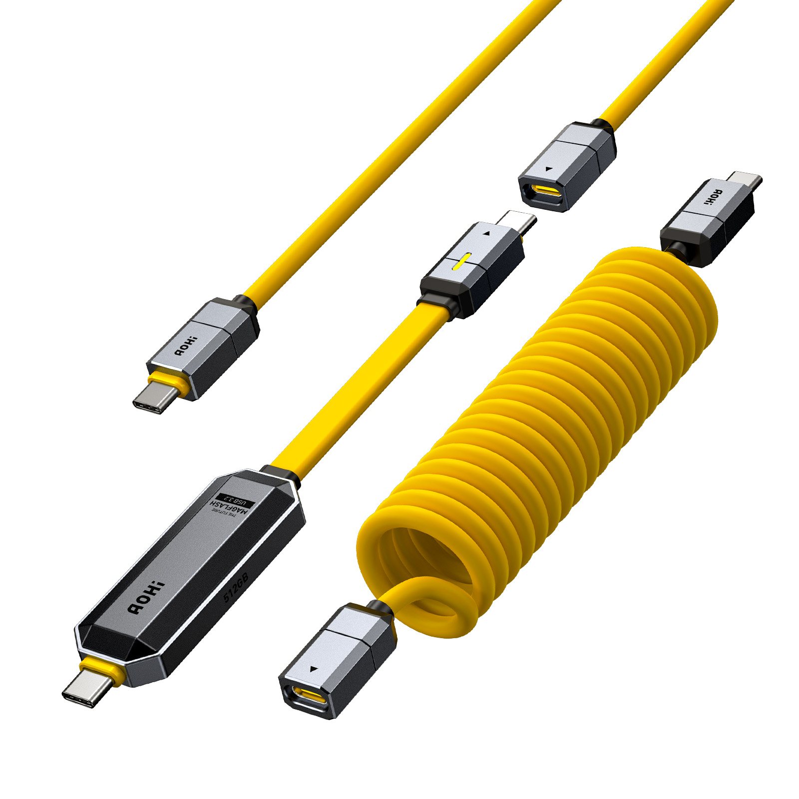 Sarı USB-C kabloları ve beyaz zemin üzerinde spiral kablo. Konnektörler gümüş ve siyahtır.