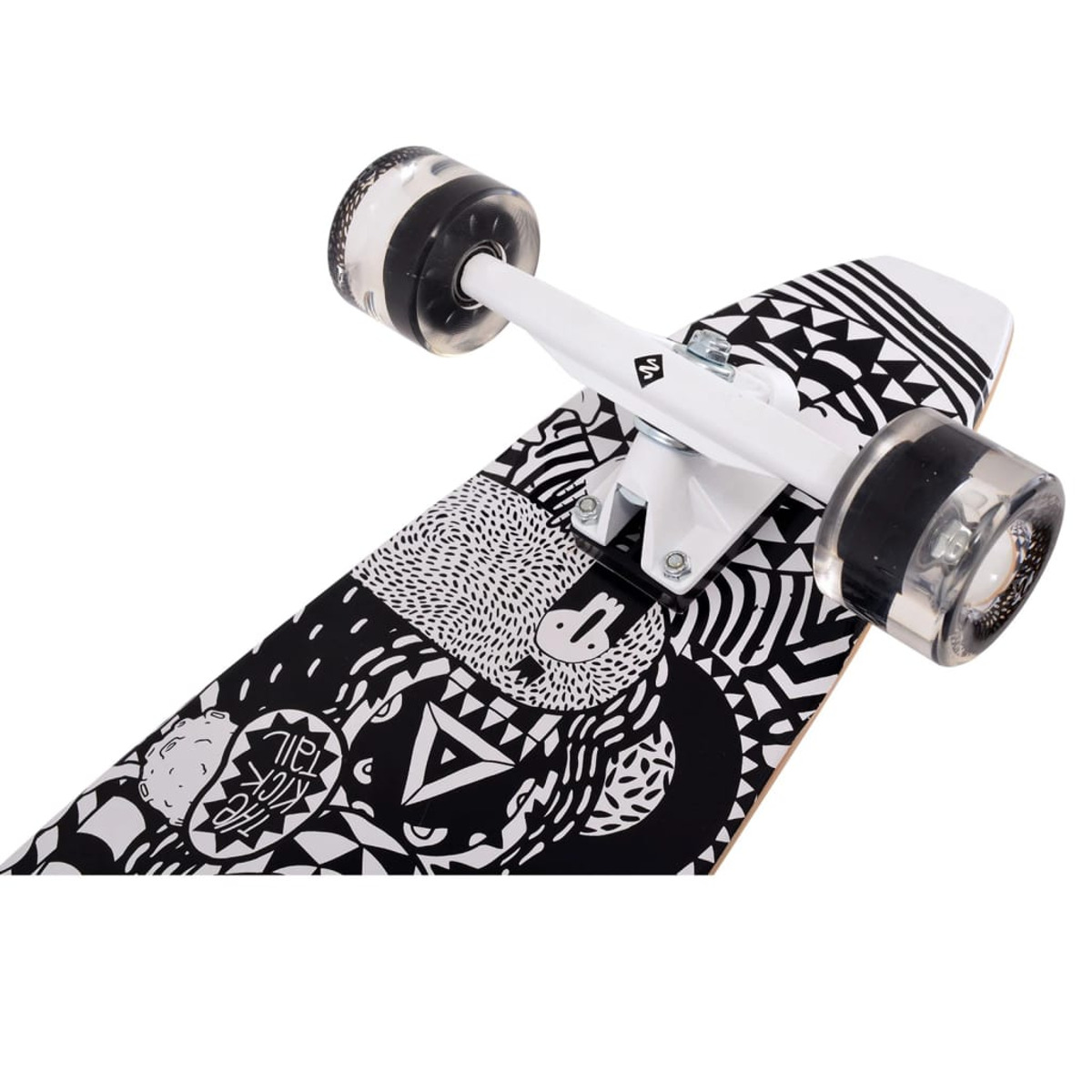 Ein Skateboard mit schwarz-weißen Designs. Es hat transparente Räder und einen weißen Rahmen. Auf dem Board steht 'The kicktail'.