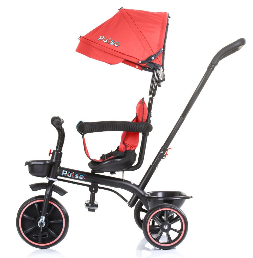 Un triciclo Pulse rojo y negro con capota. Tiene tres ruedas, asiento y asa para empujar. El fondo es blanco.