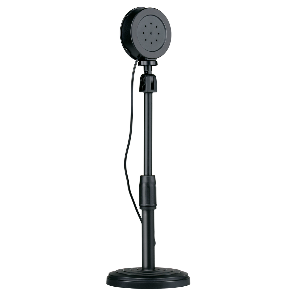 Een zwarte microfoon op een zwarte standaard. De microfoon is rond met gaten. Een zwarte kabel loopt langs de standaard naar de basis.