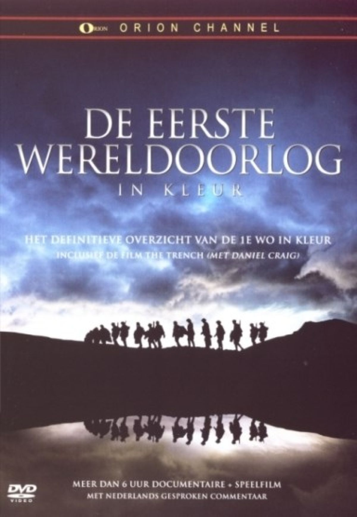 DVD-hoes. Silhouetten van soldaten op een heuvel met weerspiegeling. Tekst: De Eerste Wereldoorlog in Kleur.