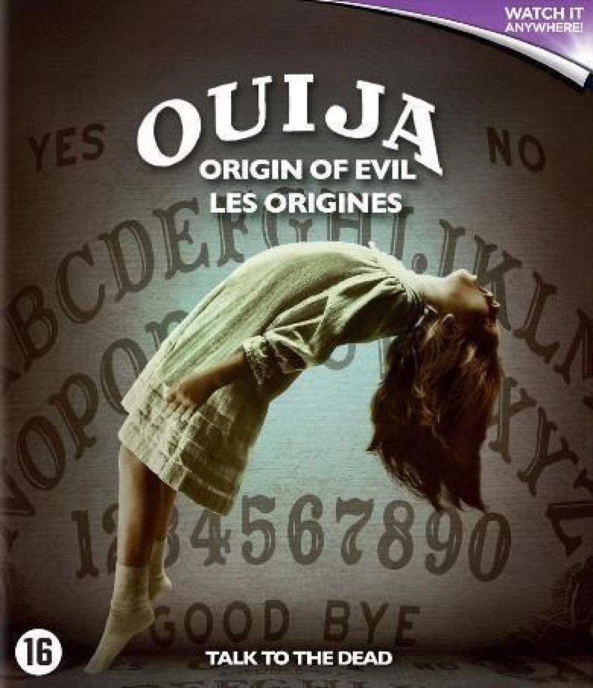 Filmposter: 'Ouija: Origin of Evil'. Een meisje is achterovergebogen over een Ouija bord achtergrond. Tekst bevat 'Yes', 'No' en nummers.