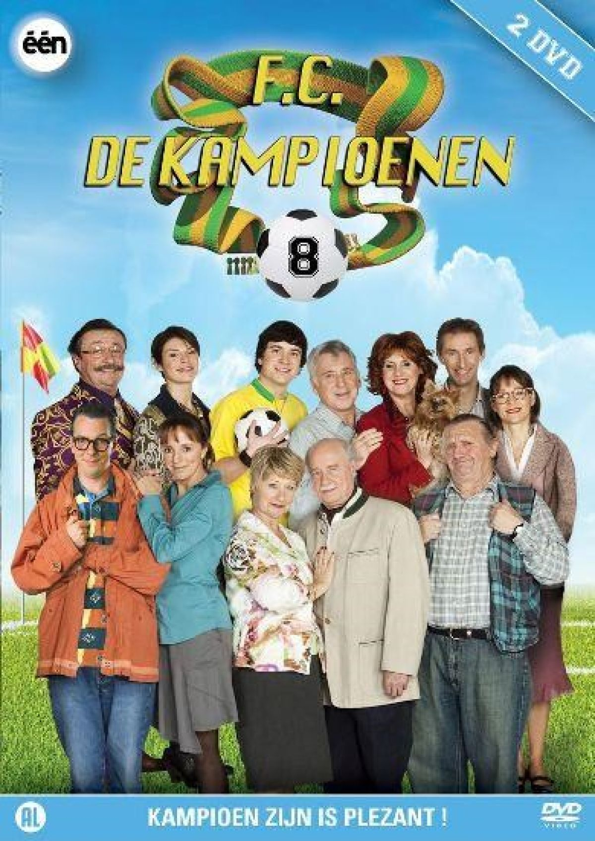 DVD-hoes: Groep mensen, voetbal, groen-geel lint, blauwe lucht. Tekst: F.C. De Kampioenen.