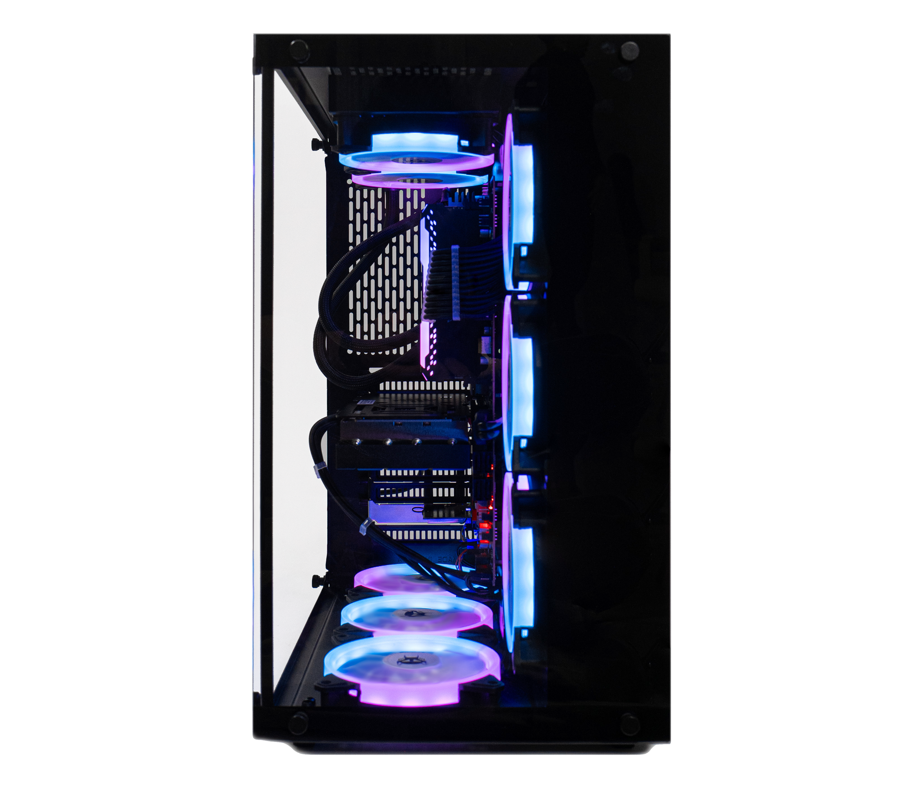 PC-Gehäuse mit leuchtenden Lüftern. Die Lüfter haben blaue und lila Lichter. Gehäuse hat eine Glasseitenwand.