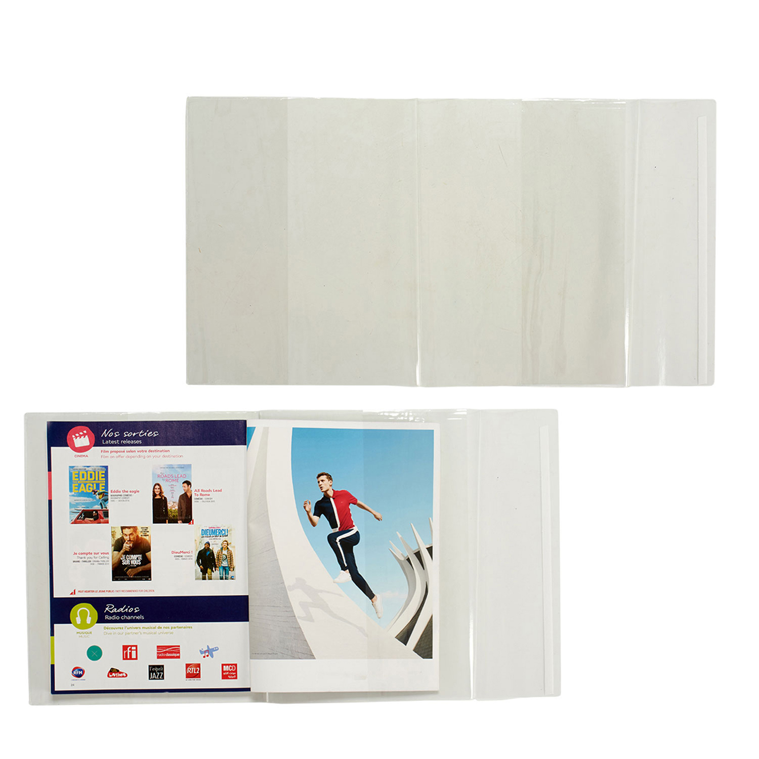 Una carpeta de plástico transparente contiene una revista y una imagen. La revista presenta carteles de películas y logotipos de radio. Un hombre está saltando.