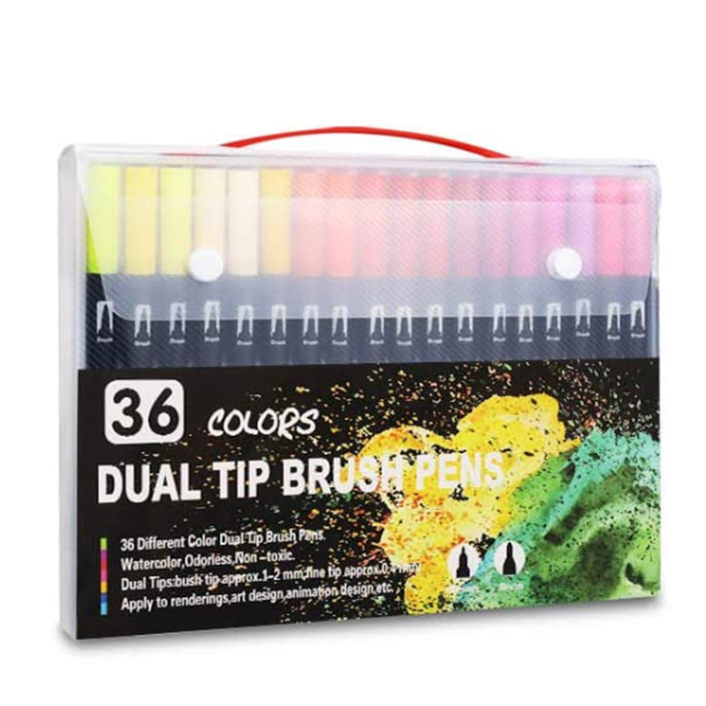 Un juego de 36 rotuladores de doble punta en un estuche de plástico transparente, con un asa roja. La caja dice '36 COLORES DUAL TIP BRUSH PENS'.